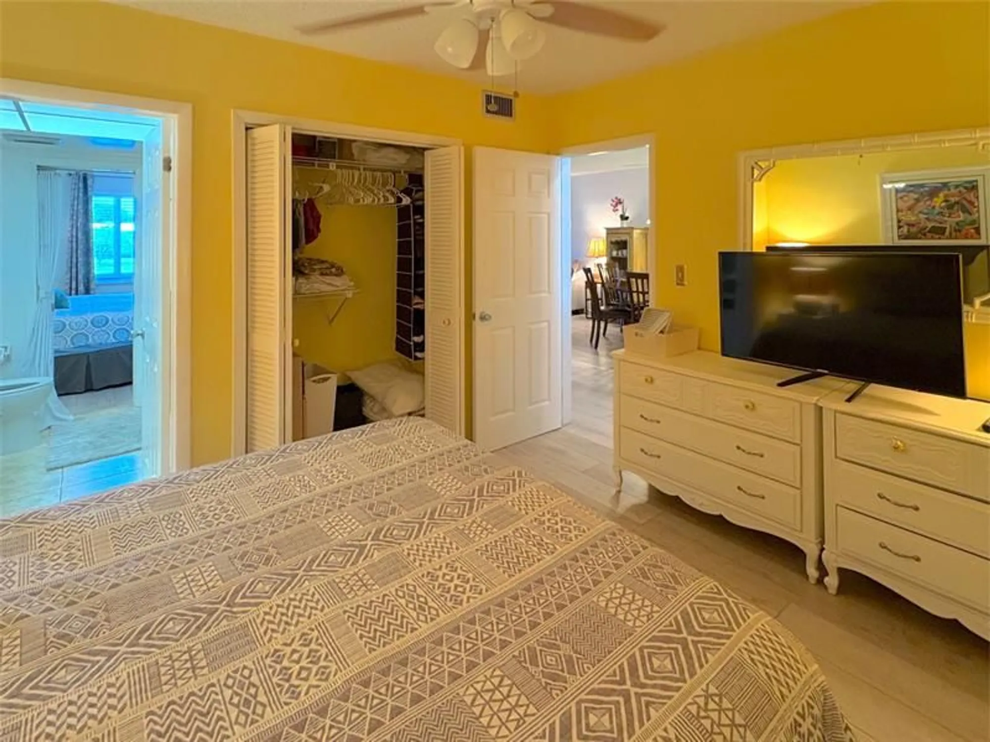 Property Slideshow image 10 of 25 | 2800 w golf blvd 228, Pompano Beach, FL, 33064