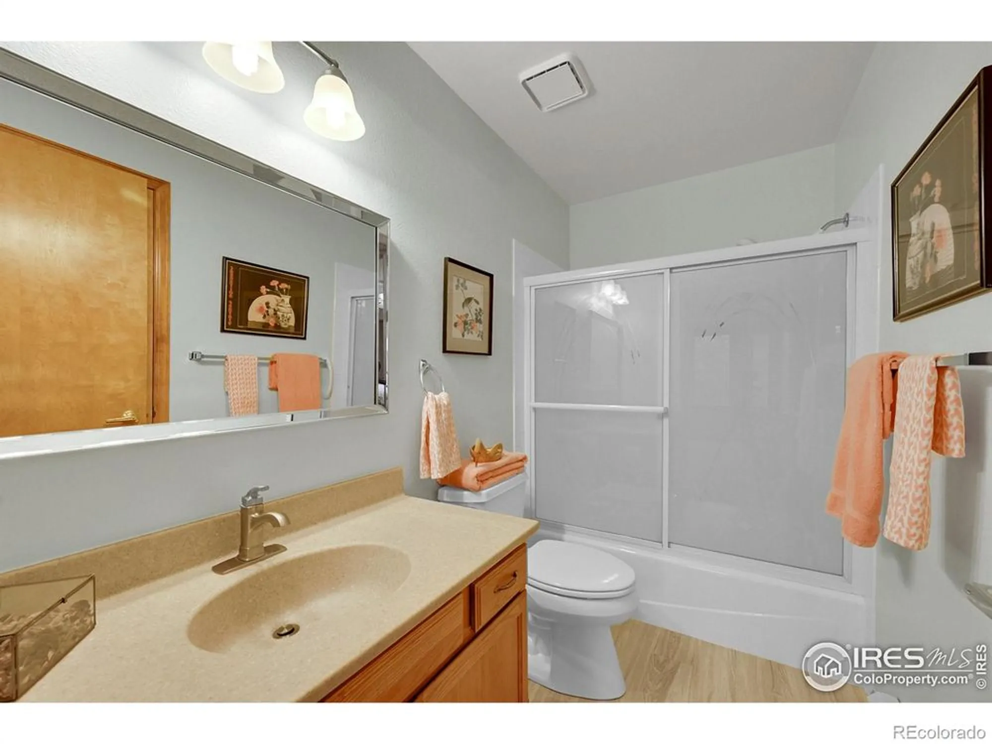 Property Slideshow image 14 of 17 | 1626 tulip ct, Longmont, CO, 80501