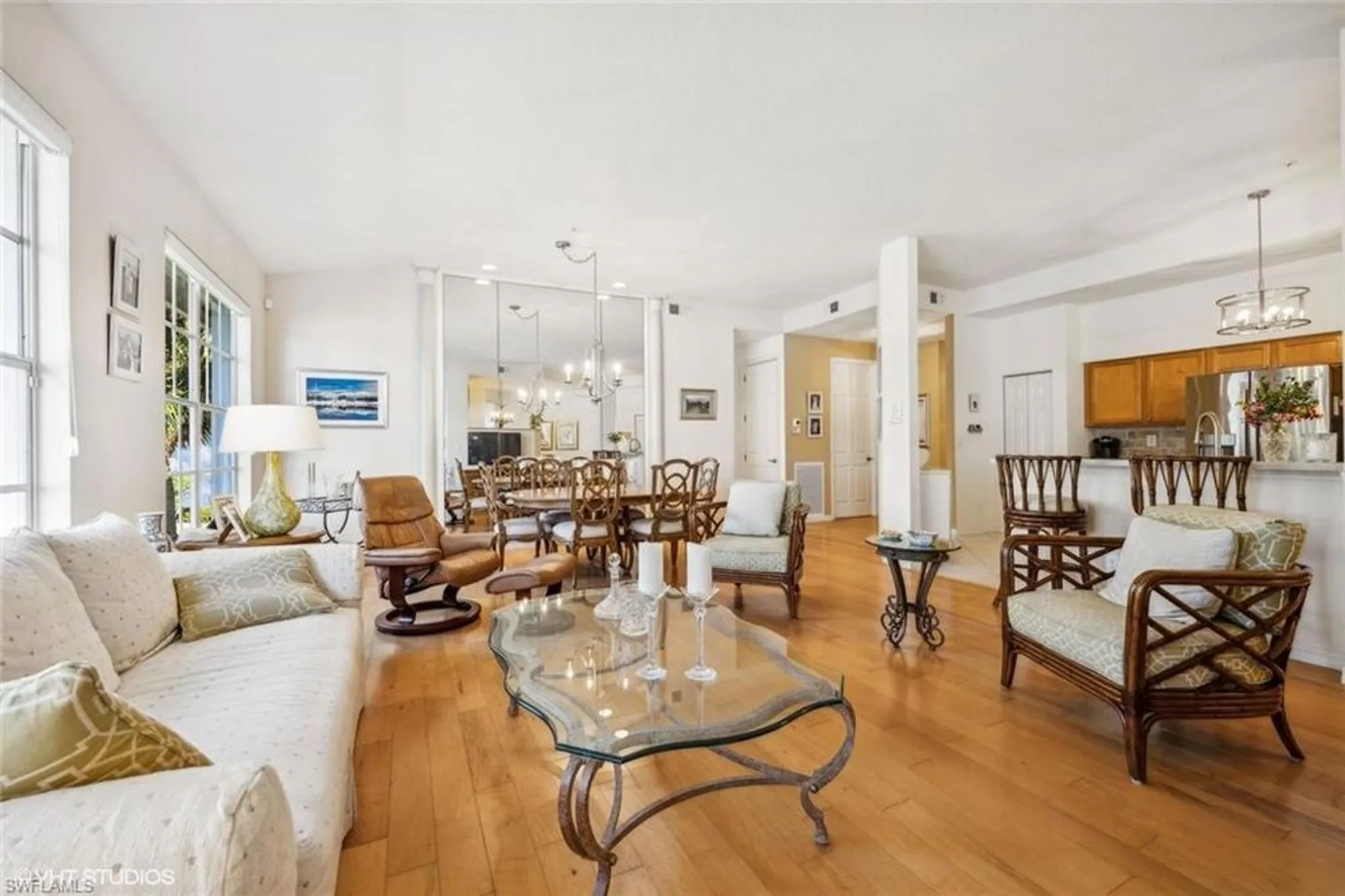 Property Slideshow image 13 of 38 | 24360 sandpiper isle way 205, Bonita Springs, FL, 34134