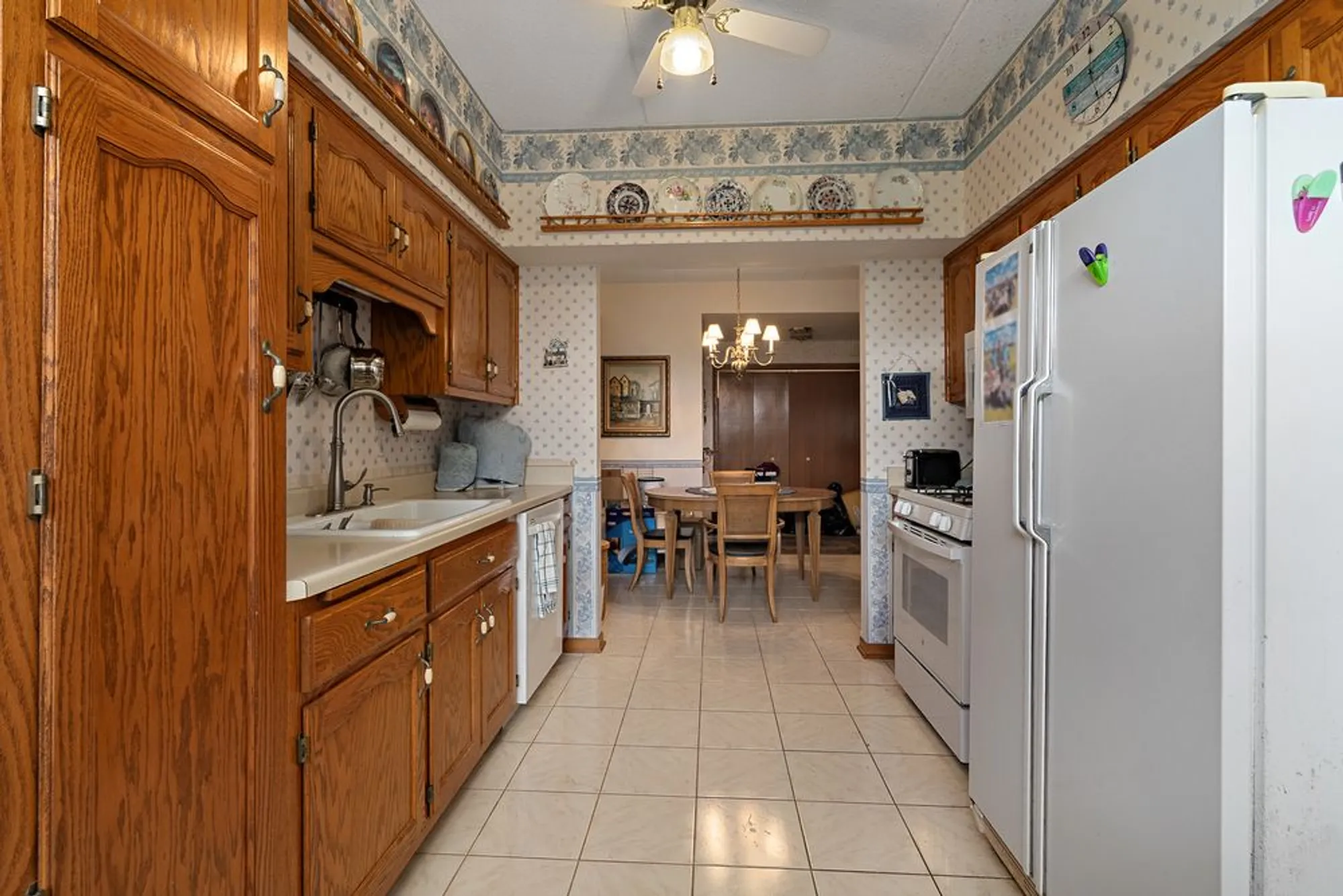 Property Slideshow image 8 of 33 | 18431 pine cone dr apt 1, Tinley Park, IL, 60477