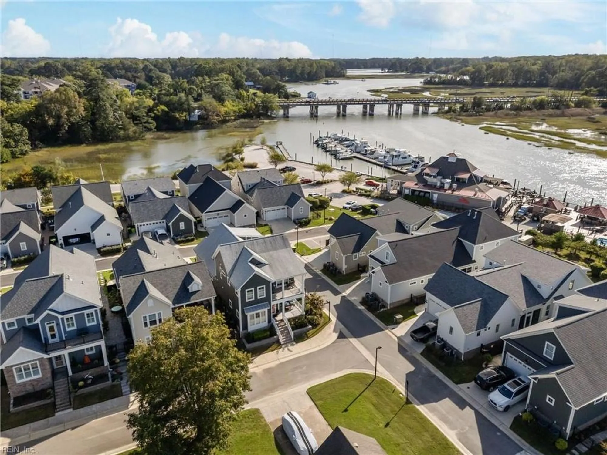 Property Slideshow image 7 of 50 | 116 creek ln, Suffolk, VA, 23435