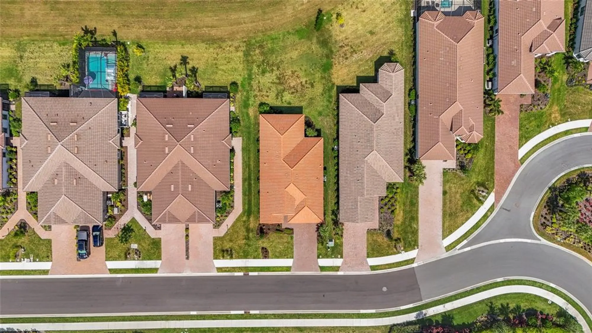 Property Slideshow image 57 of 86 | 6195 mesa gln, Bradenton, FL, 34203