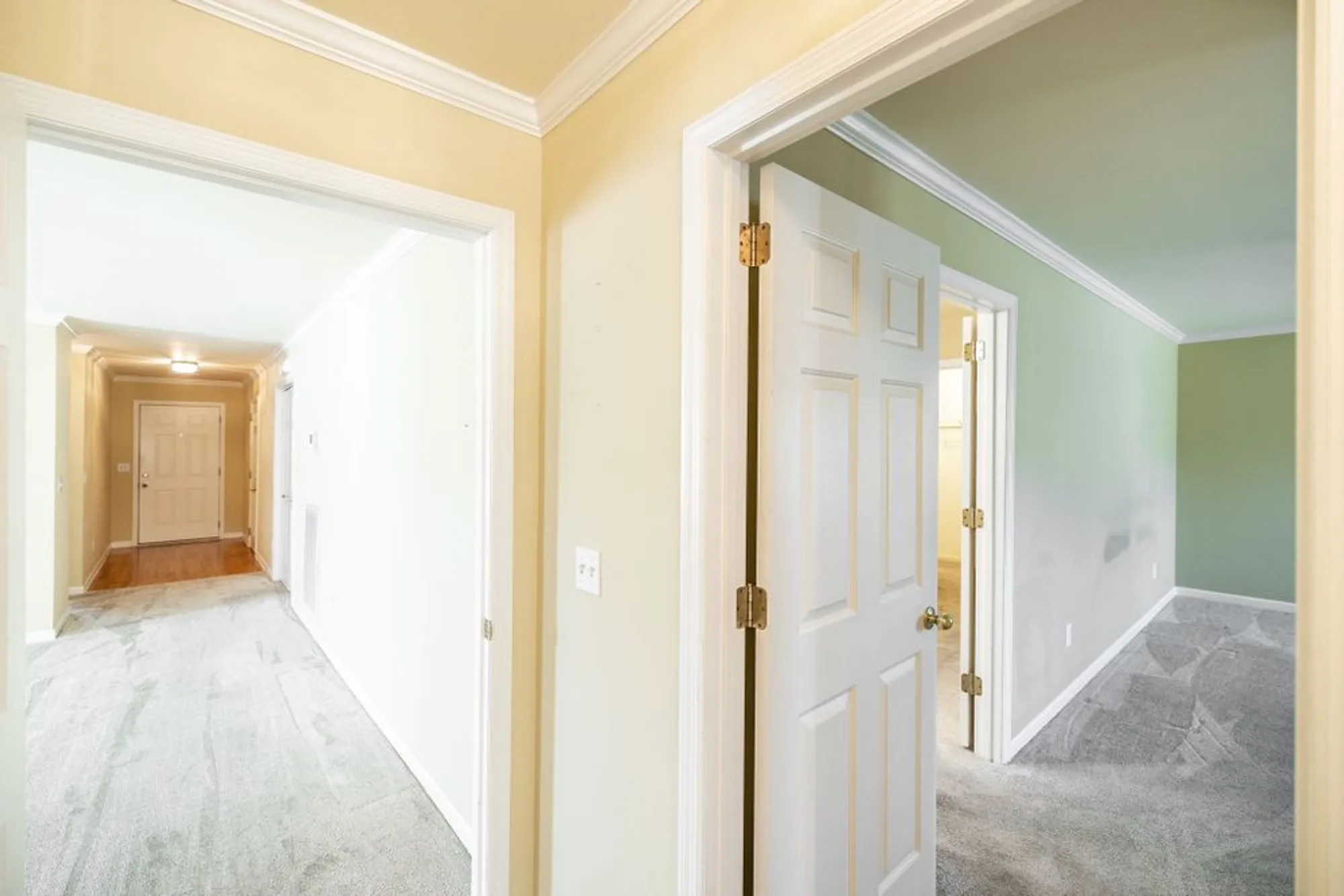 Property Slideshow image 23 of 54 | 115 newsom grn, Nashville, TN, 37221