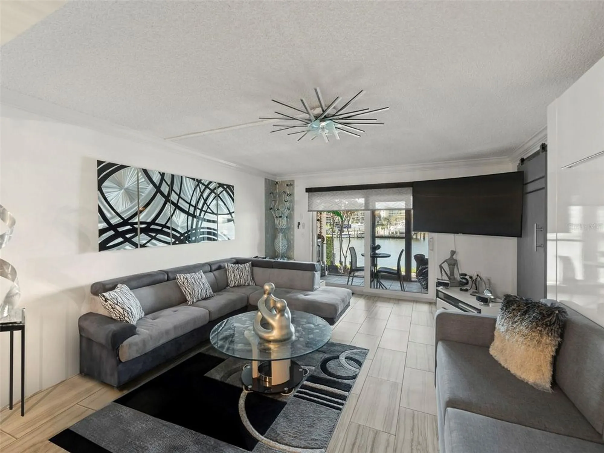 Property Slideshow image 12 of 36 | 7600 sun island dr 107, South Pasadena, FL, 33707