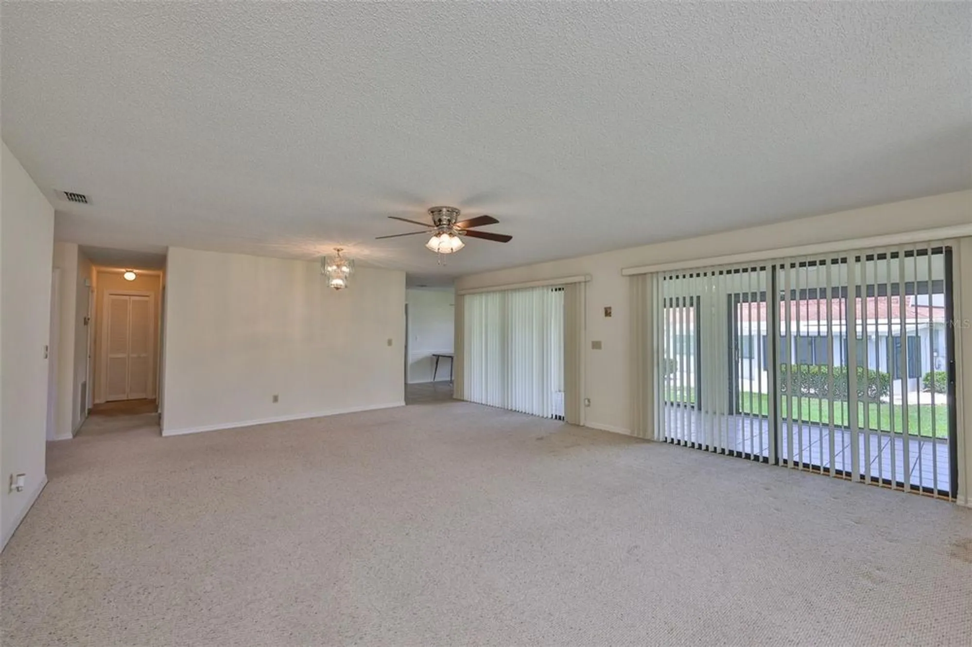 Property Slideshow image 9 of 22 | 1709 s pebble beach blvd, Sun City Center, FL, 33573