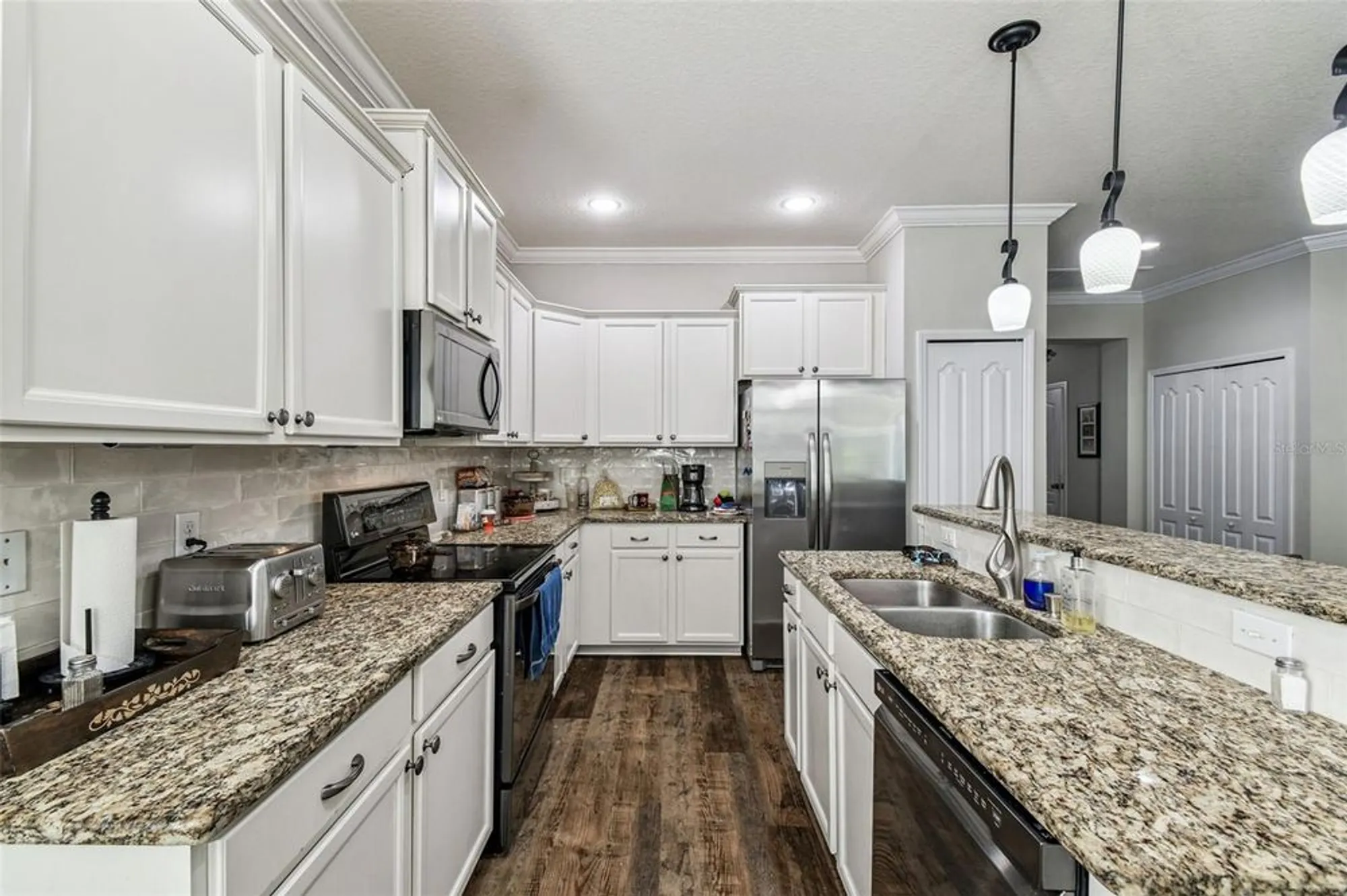 Property Slideshow image 14 of 91 | 11150 paradise point way, New Port Richey, FL, 34654