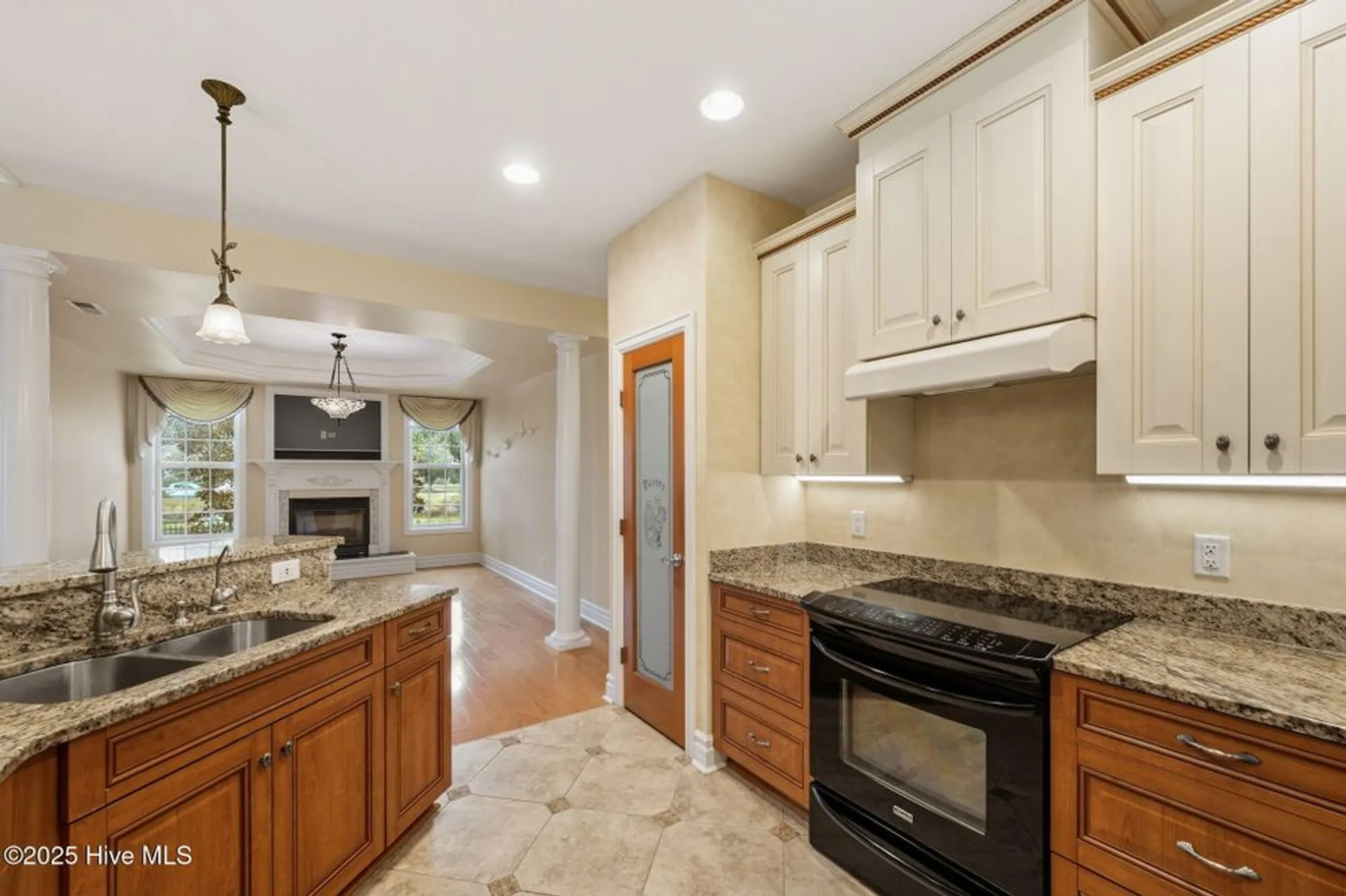Property Slideshow image 16 of 63 | 1127 walbury ct, Leland, NC, 28451