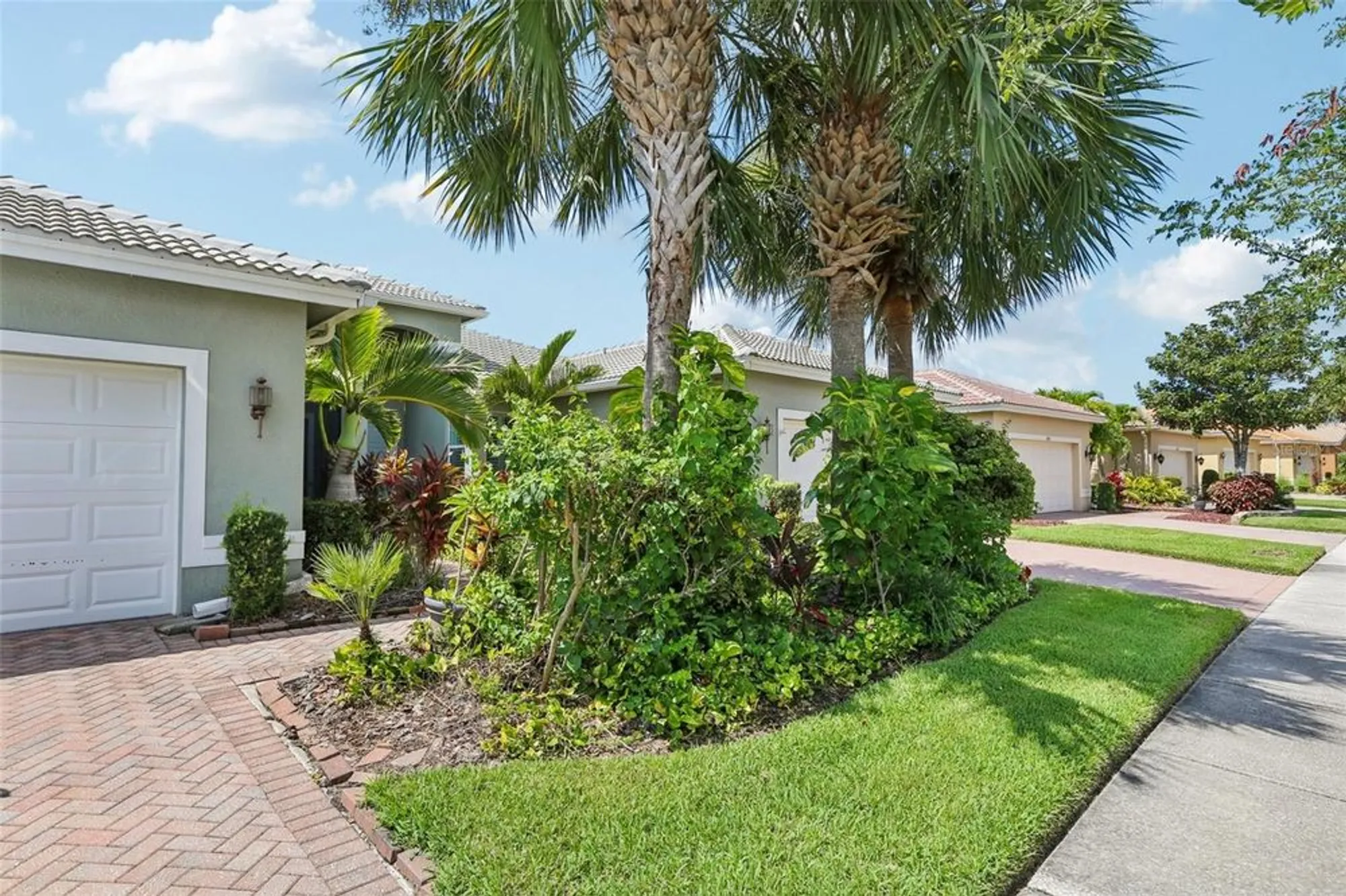 Property Slideshow image 71 of 73 | 15820 aurora lake cir, Wimauma, FL, 33598