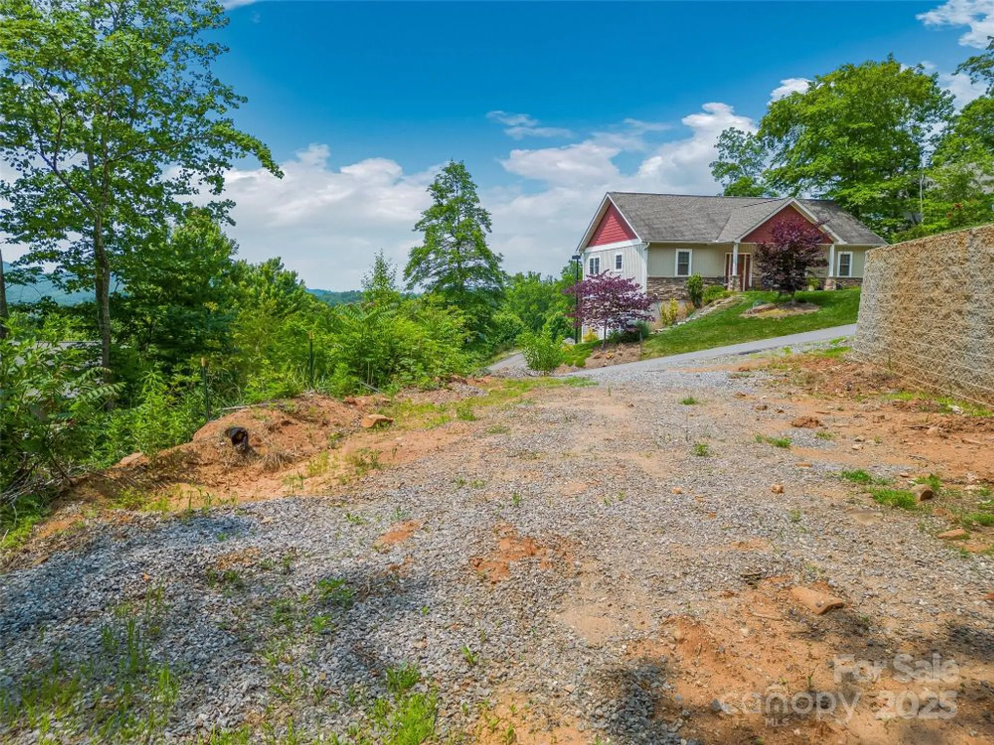 Property Slideshow image 5 of 28 | 23 village overlook loop, Swannanoa, NC, 28778