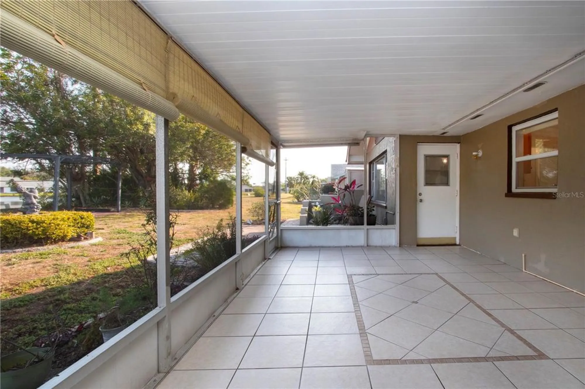 Property Slideshow image 29 of 37 | 1730 w del webb blvd, Sun City Center, FL, 33573