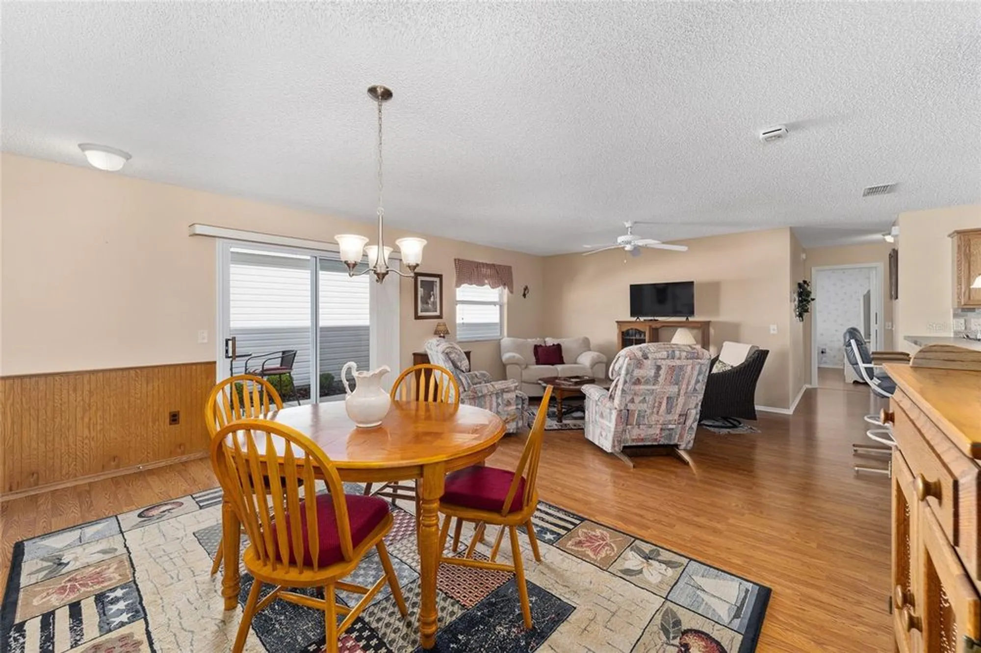 Property Slideshow image 13 of 36 | 2907 barboza dr, The Villages, FL, 32162