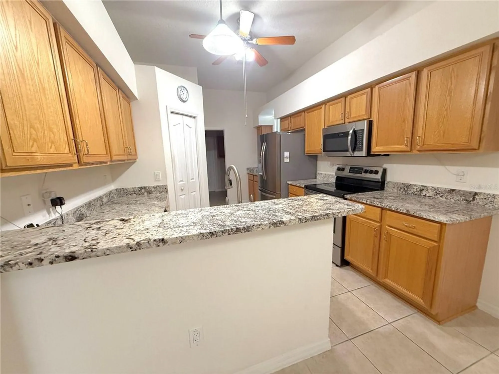 Property Slideshow image 12 of 31 | 11204 clear oak cir, New Port Richey, FL, 34654