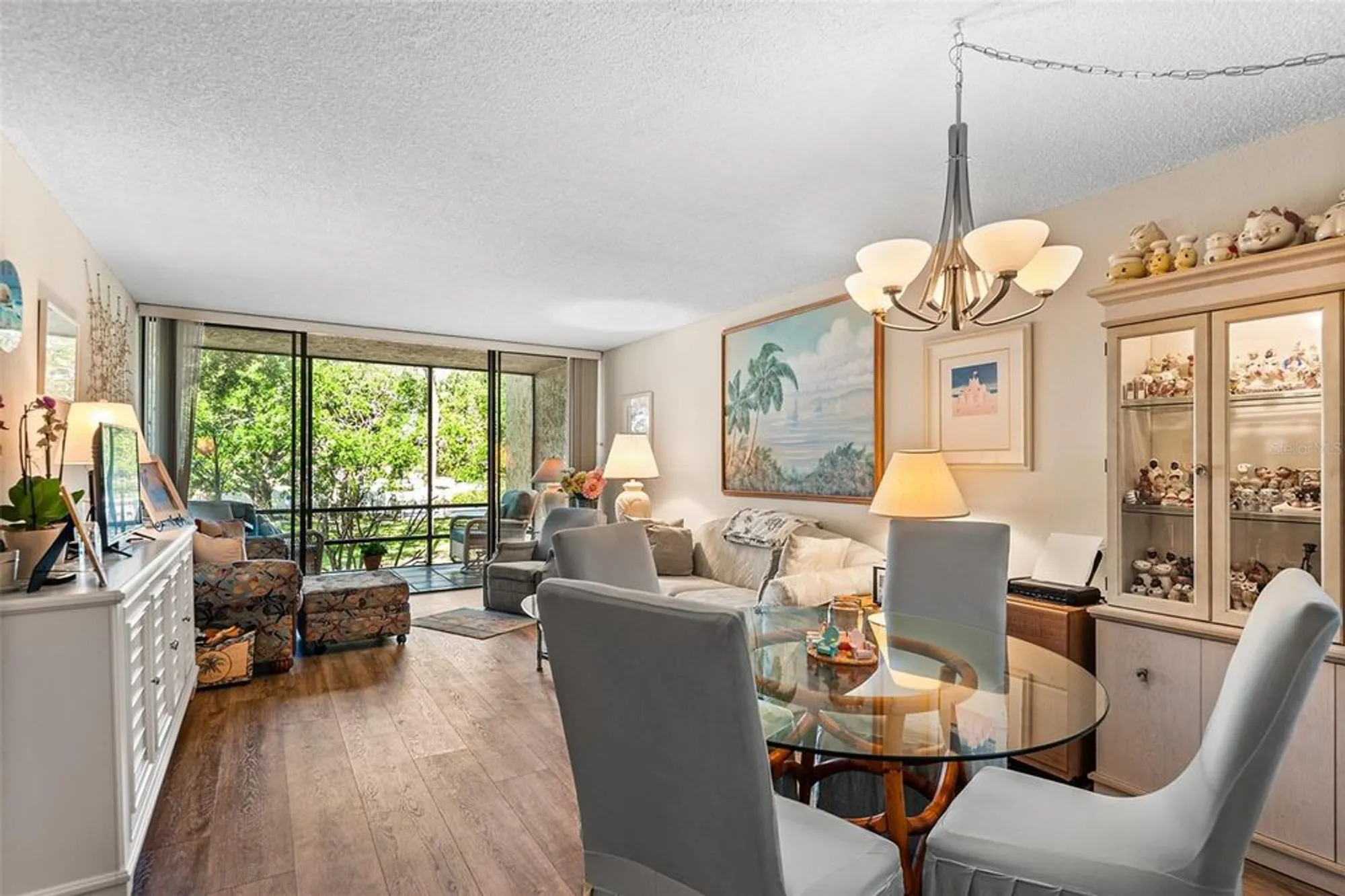 Property Slideshow image 11 of 37 | 14130 rosemary ln 1202, Largo, FL, 33774