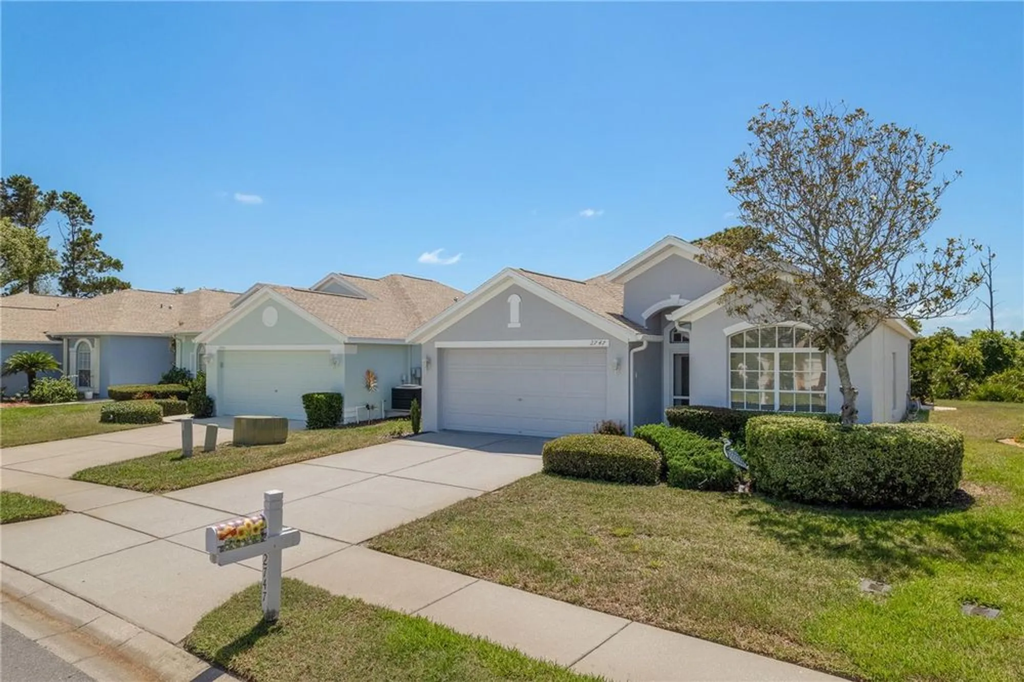 Property Slideshow image 2 of 90 | 2747 wood pointe dr, Holiday, FL, 34691