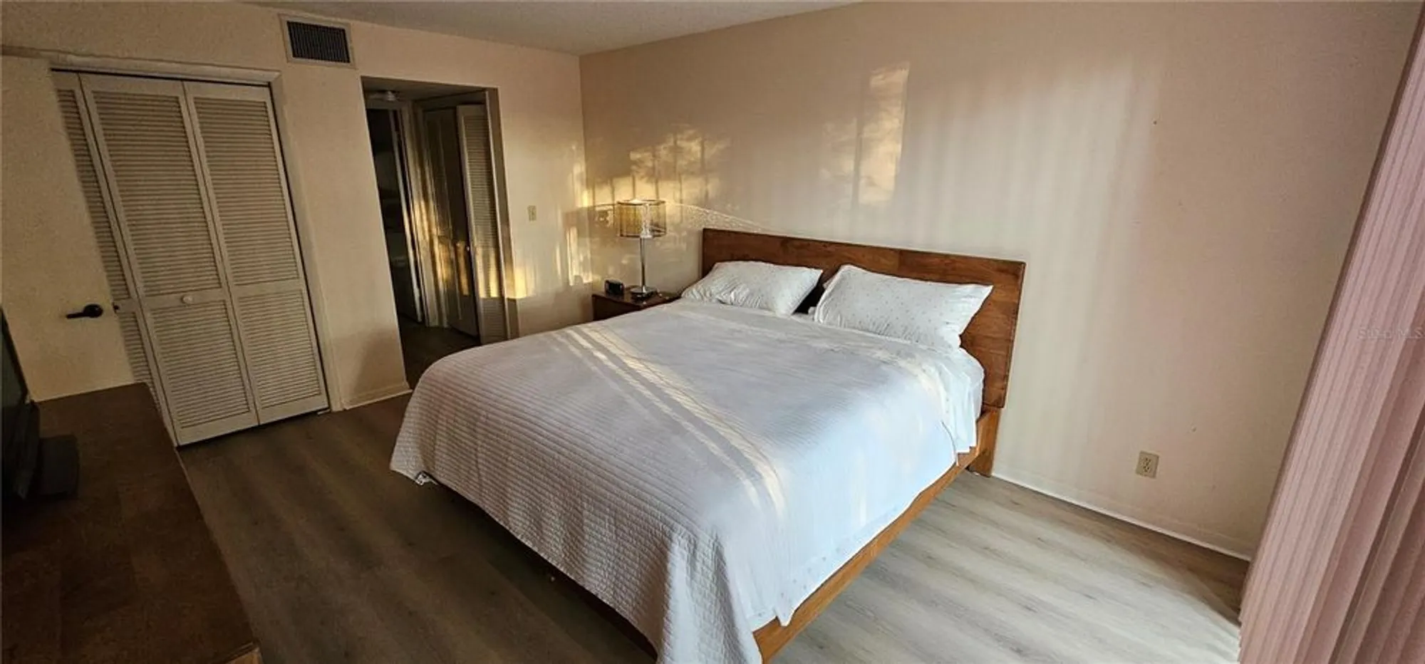 Property Slideshow image 18 of 57 | 3078 eastland blvd 107, Clearwater, FL, 33761