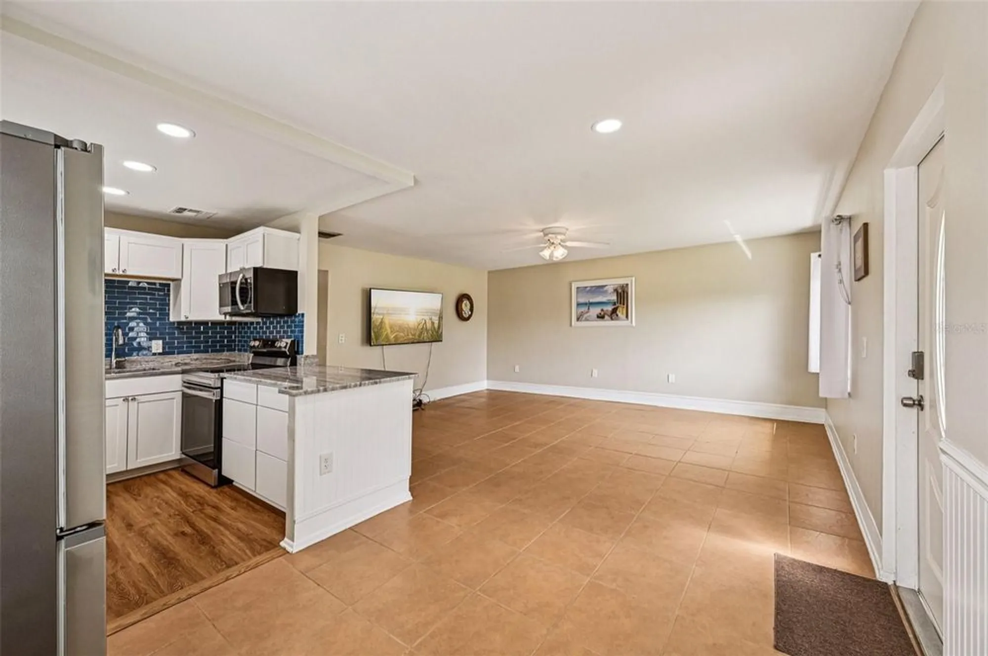 Property Slideshow image 10 of 63 | 301 andover pl s apt 177, Sun City Center, FL, 33573