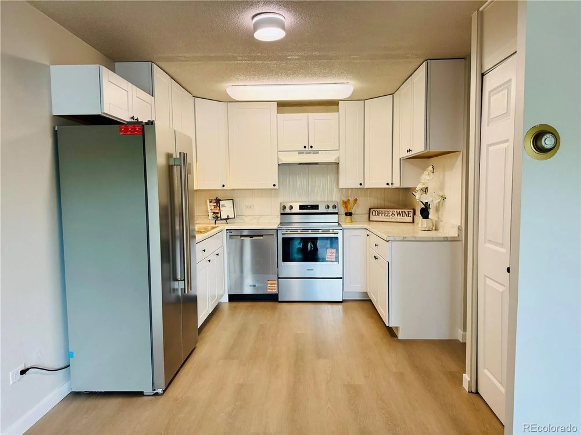 Property Slideshow image 4 of 12 | 755 s alton way 12c, Denver, CO, 80247