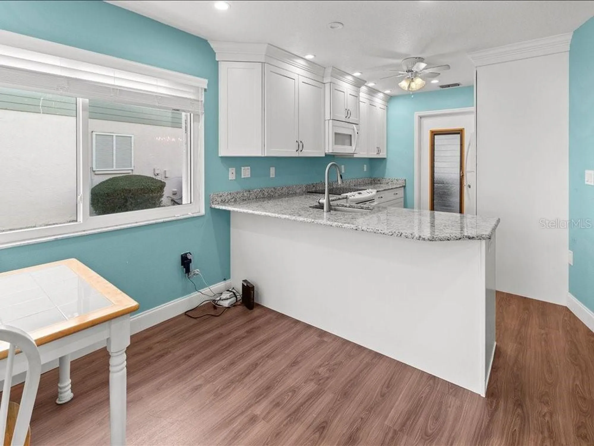 Property Slideshow image 12 of 50 | 515 wekiva river ct 81, Englewood, FL, 34223