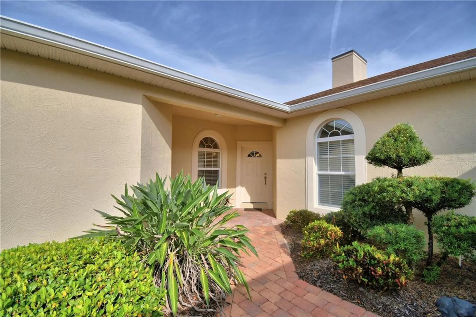 Property Slideshow image 2 of 68 | 1613 linz ct, Winter Haven, FL, 33884