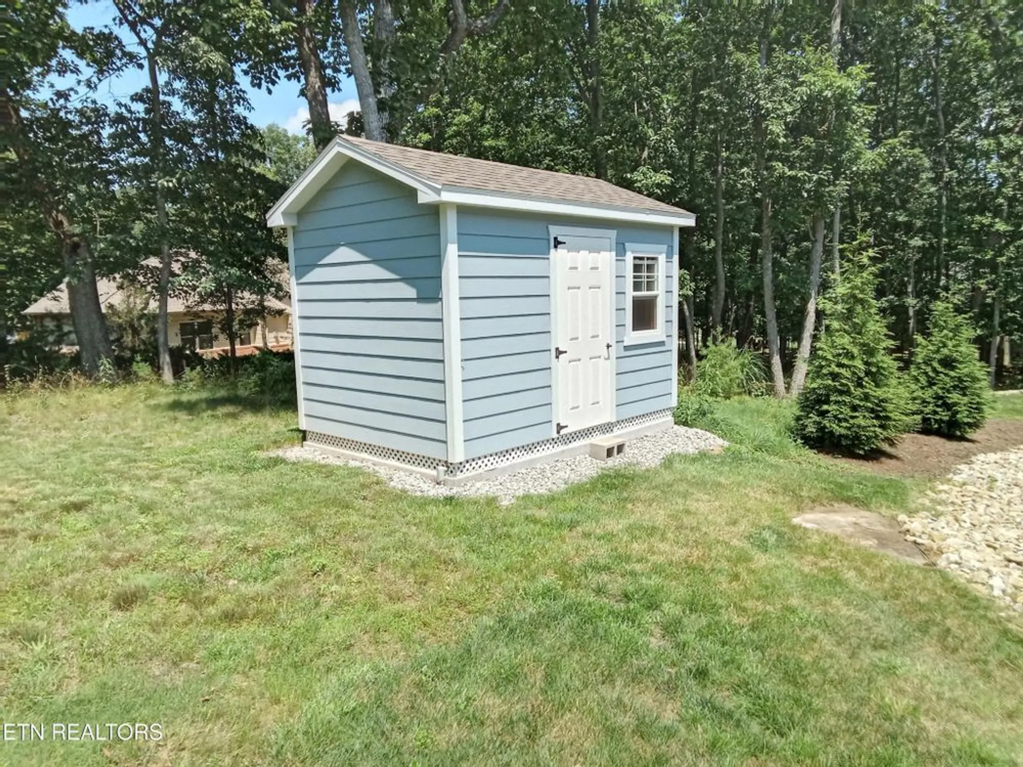 Property Slideshow image 12 of 36 | 115 bent oak ter, Crossville, TN, 38558