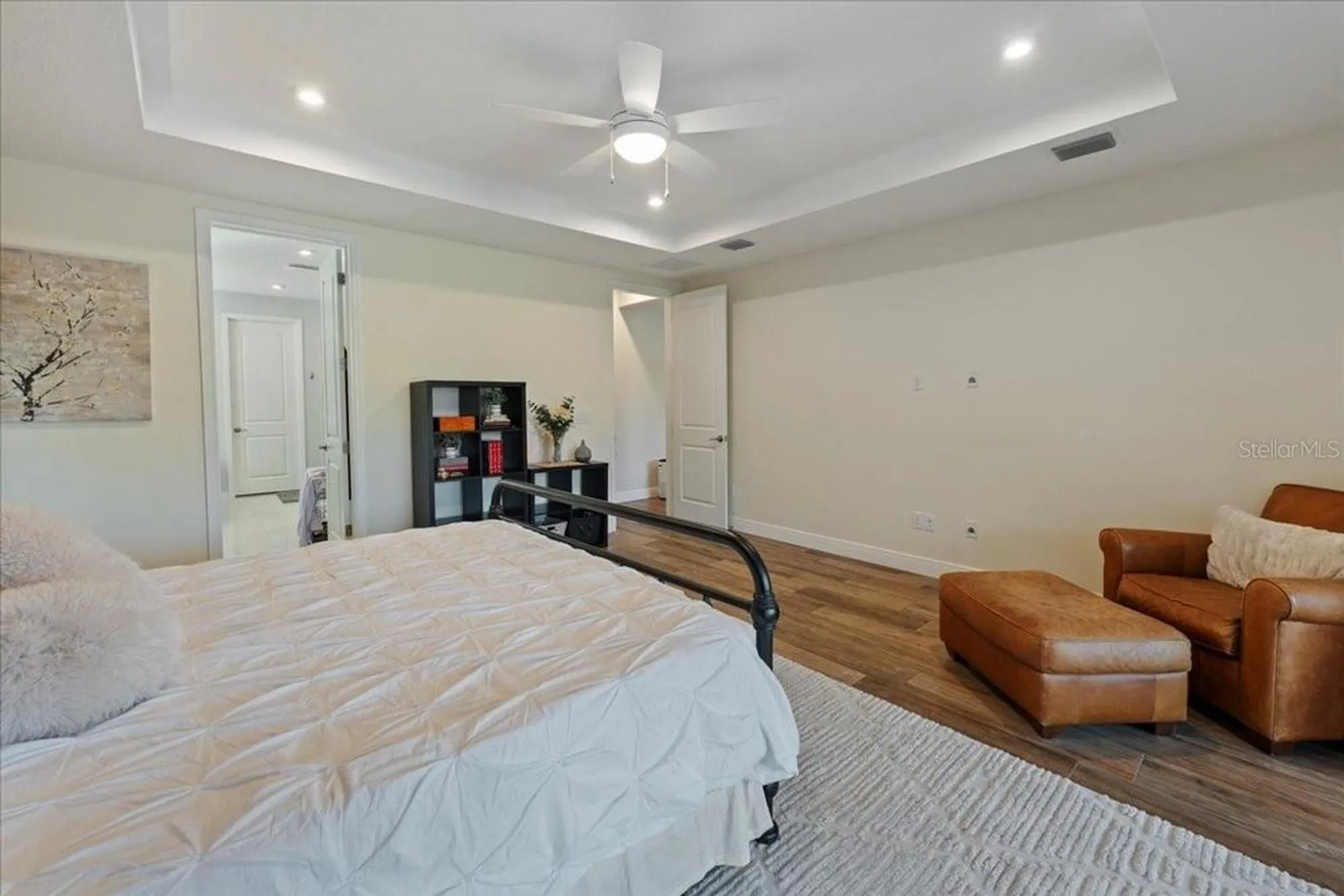 Property Slideshow image 38 of 86 | 10215 milky way cir, Sarasota, FL, 34241