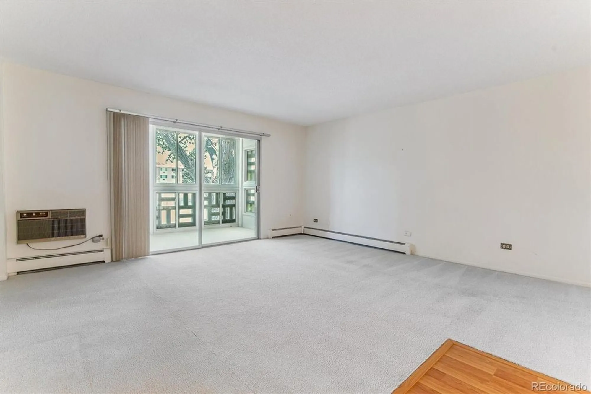 Property Slideshow image 2 of 26 | 620 s alton way 5b, Denver, CO, 80247
