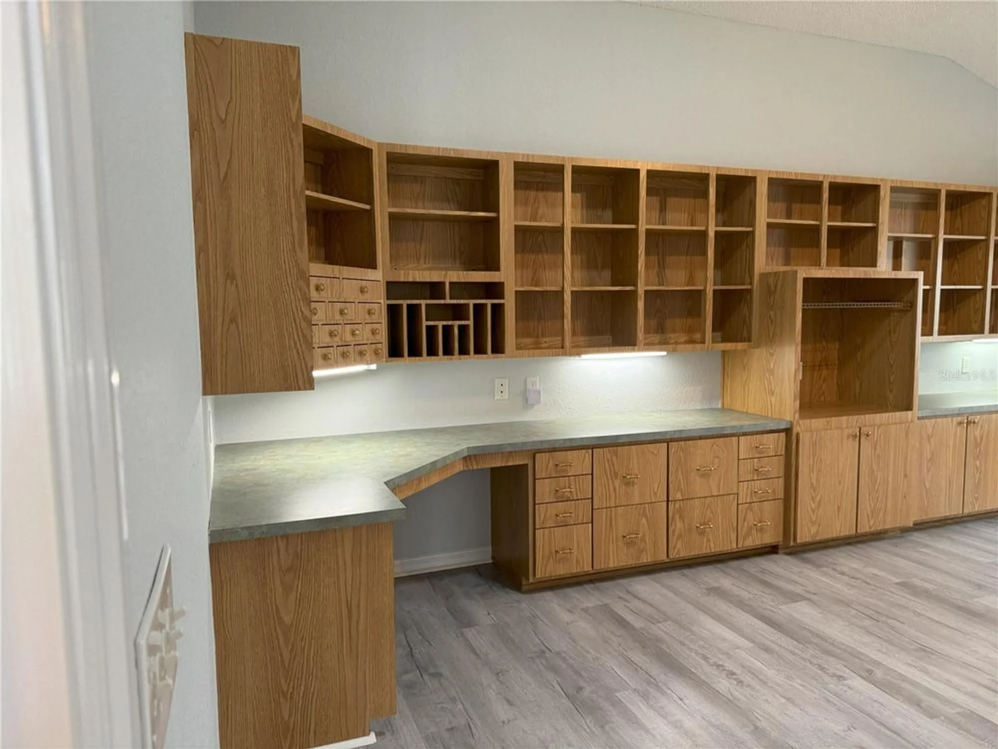 Property Slideshow image 15 of 38 | 1738 augustine dr, The Villages, FL, 32159