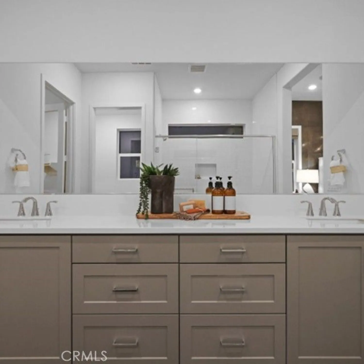 Property Slideshow image 16 of 27 | 29606 paseo capilla, Valencia, CA, 91354