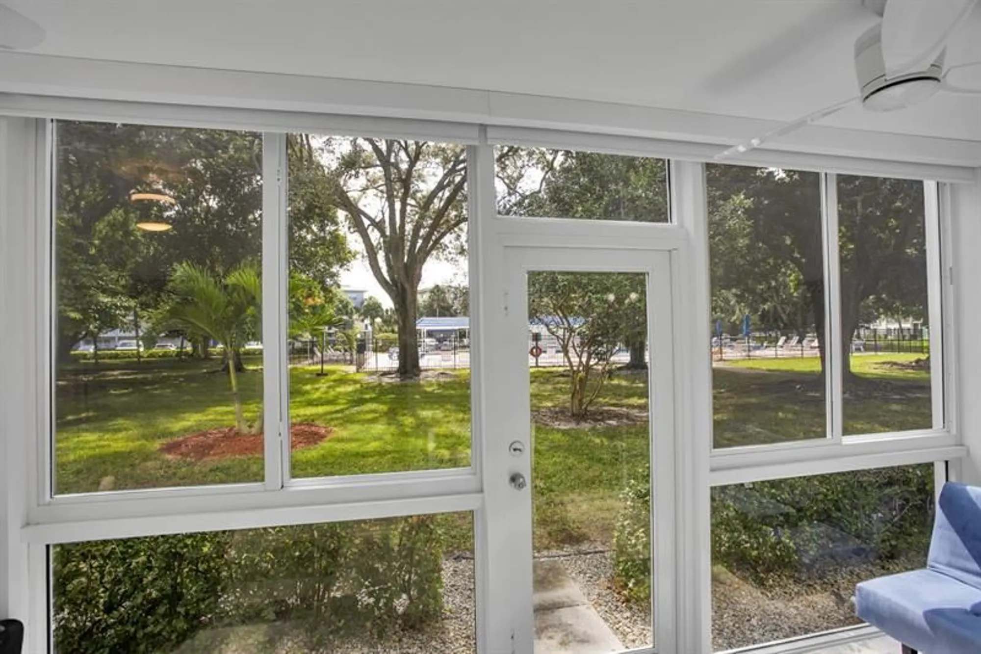 Property Slideshow image 25 of 32 | 3001 portofino isle l1, Coconut Creek, FL, 33066