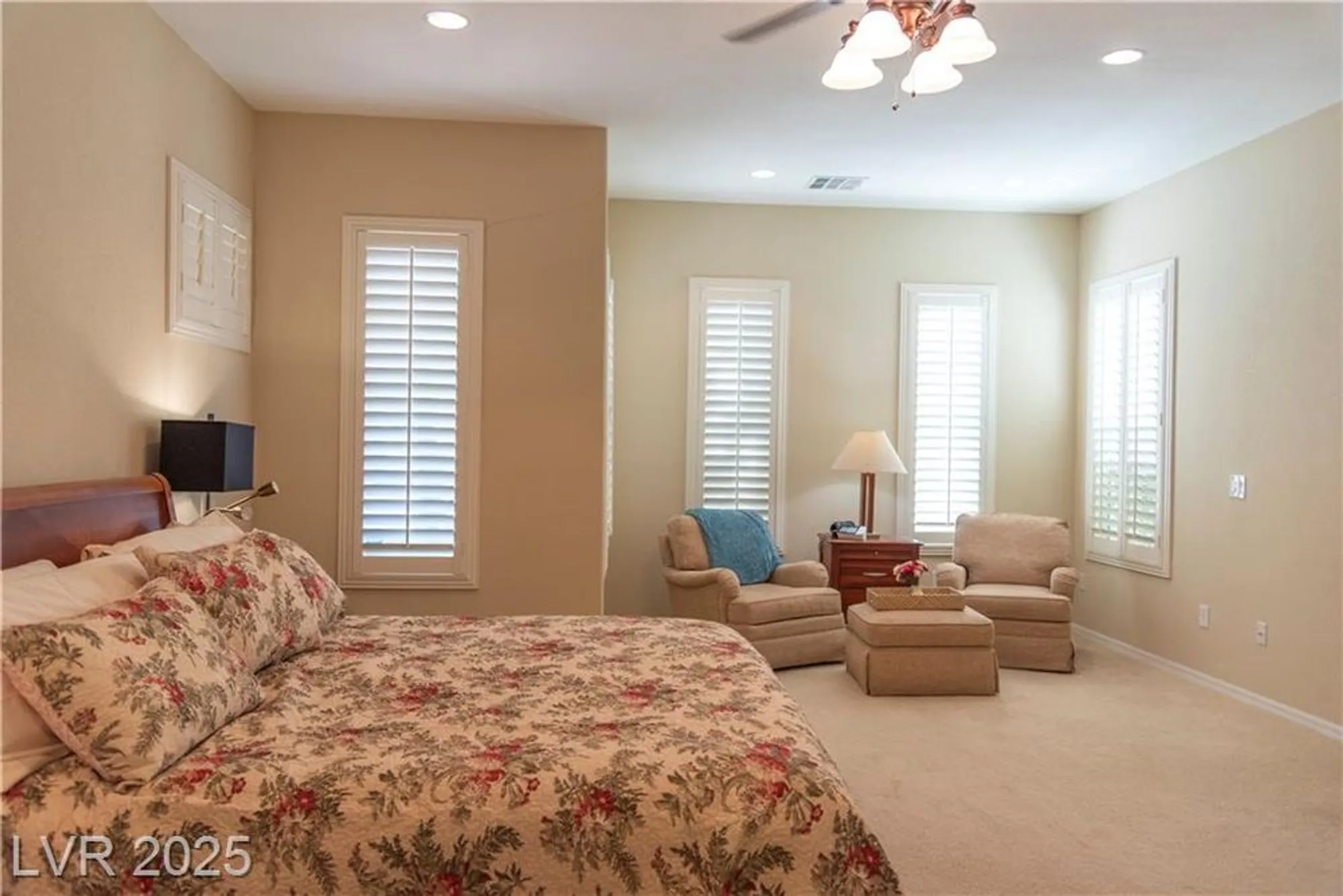Property Slideshow image 19 of 35 | 2304 janesville ln, Henderson, NV, 89044