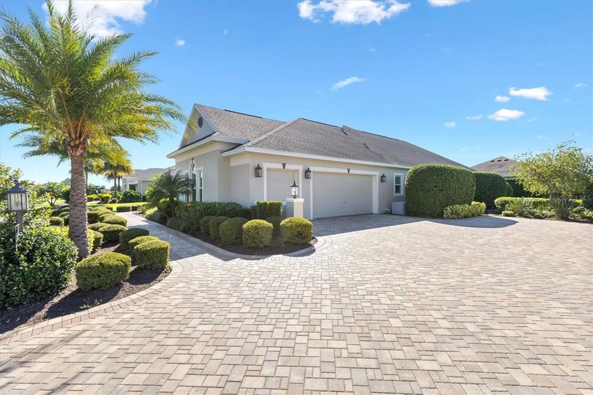 Property Slideshow image 9 of 79 | 842 oakwood st, The Villages, FL, 32163