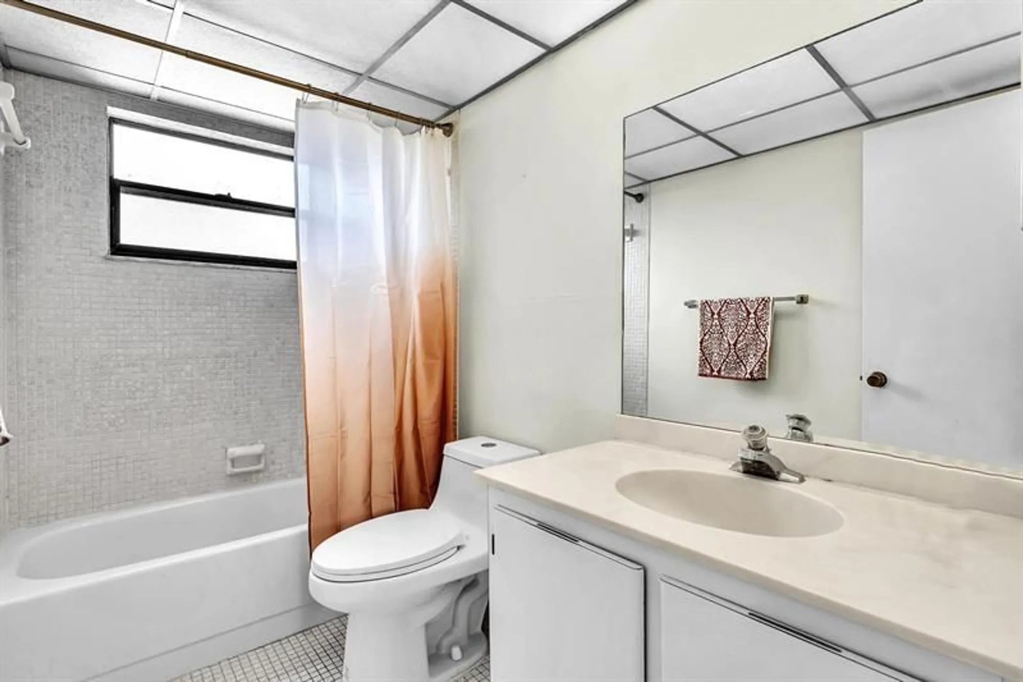 Property Slideshow image 30 of 48 | 6351 n university dr 324, Tamarac, FL, 33321