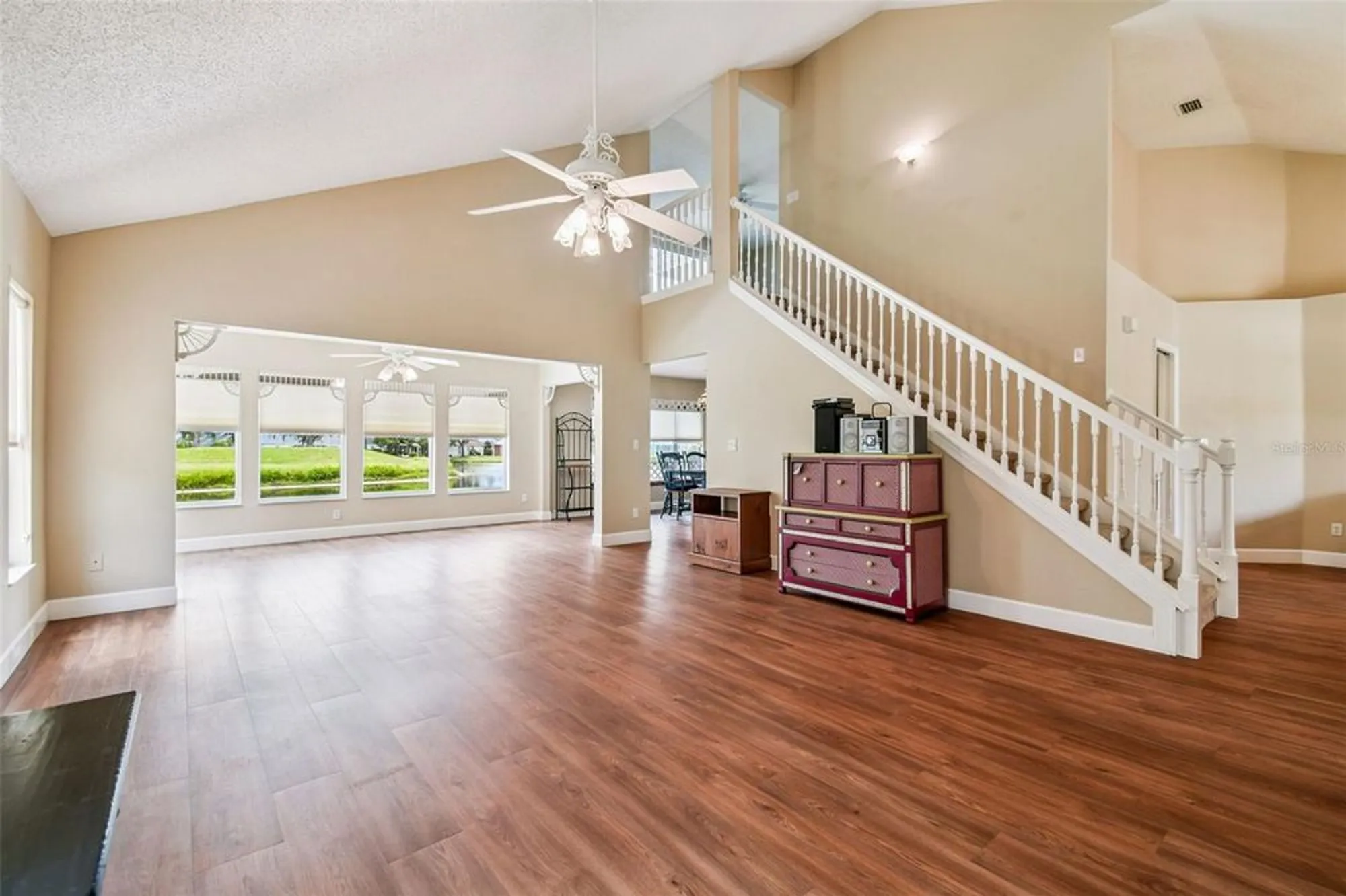 Property Slideshow image 11 of 44 | 2309 lyndhurst dr, Sun City Center, FL, 33573