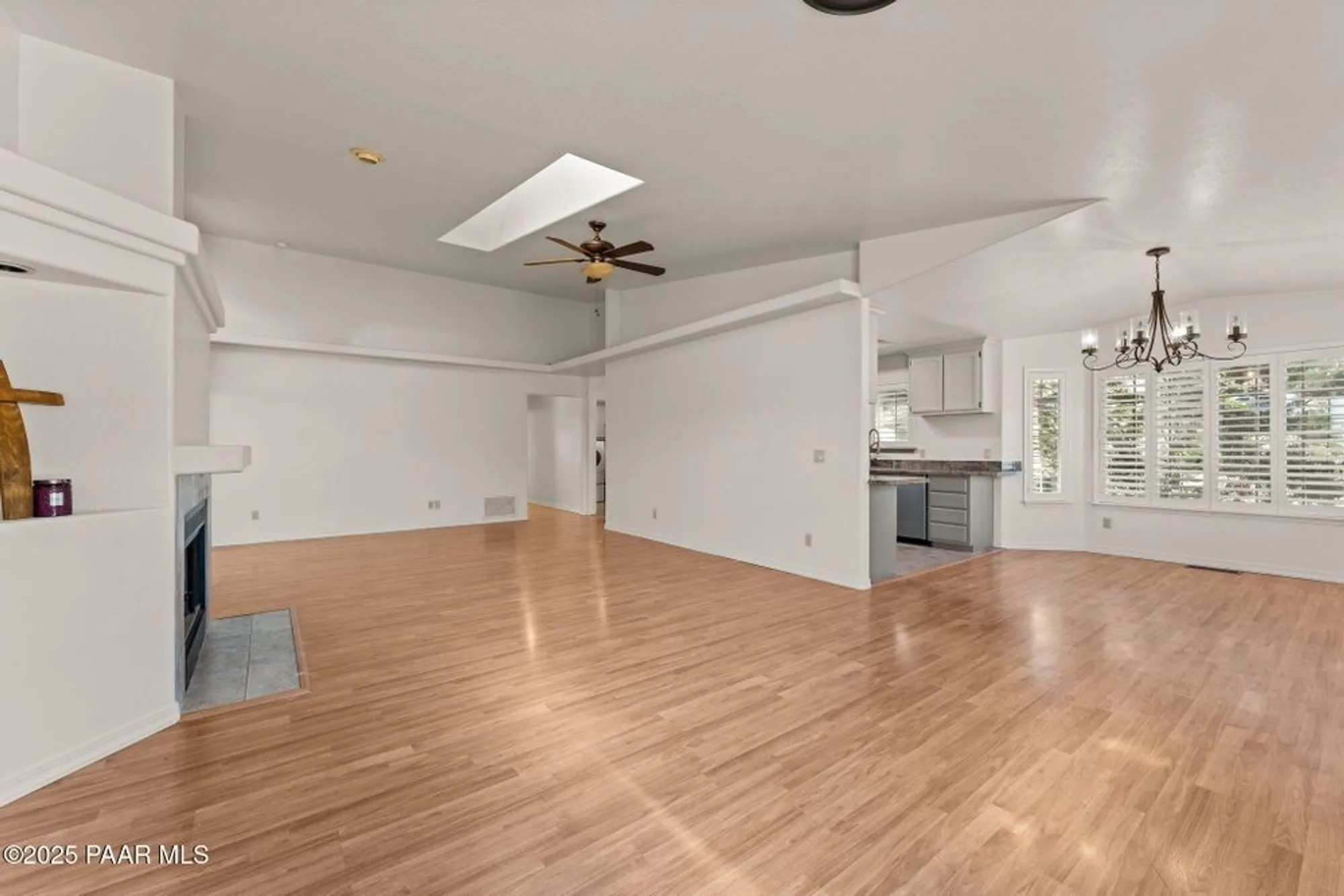 Property Slideshow image 16 of 51 | 895 sunrise blvd, Prescott, AZ, 86301