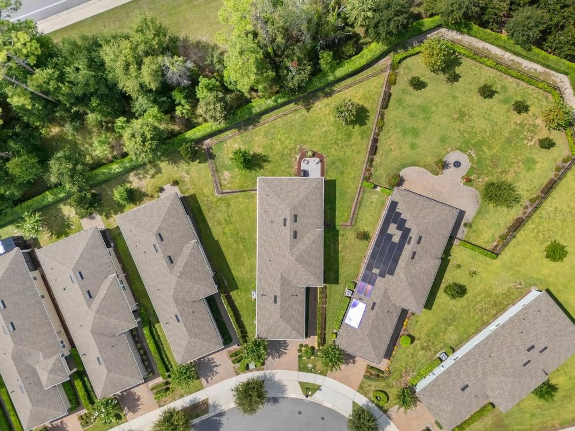 Property Slideshow image 33 of 36 | 213 old moss cir, Deland, FL, 32724