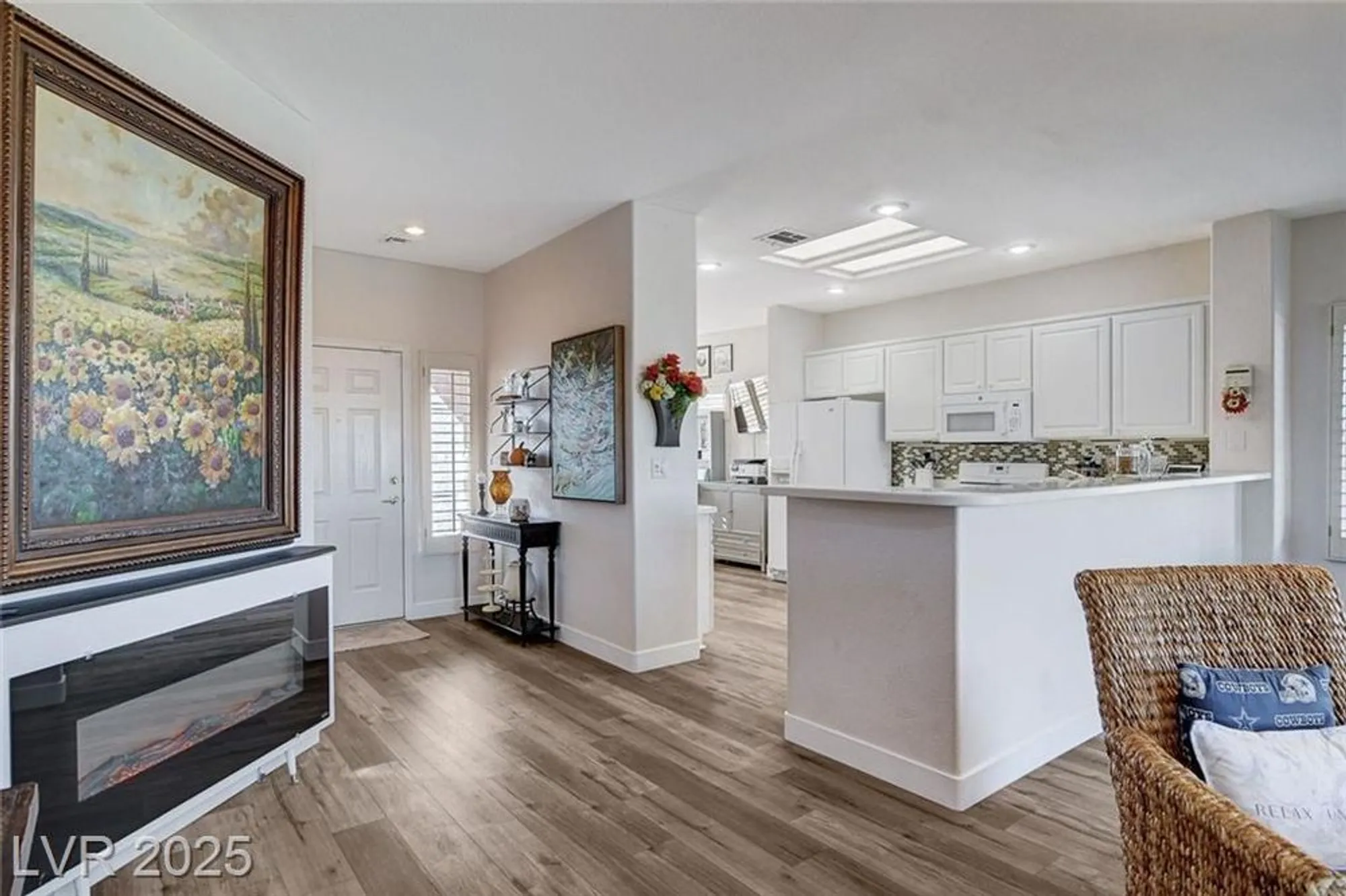 Property Slideshow image 14 of 60 | 1426 fieldbrook st, Henderson, NV, 89052