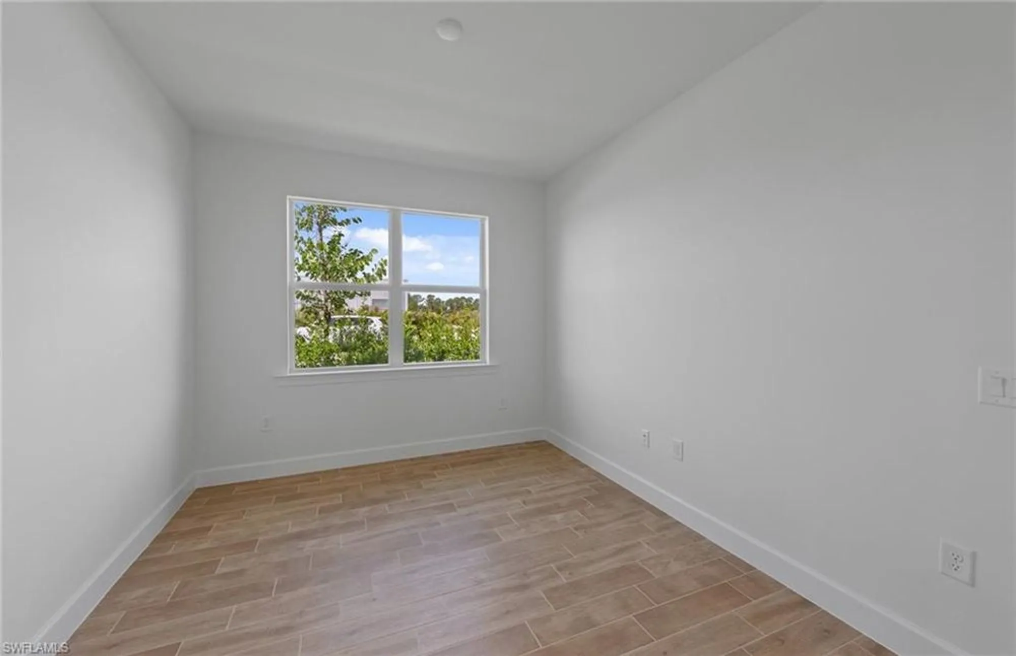 Property Slideshow image 18 of 46 | 17304 green buttonwood way, North Fort Myers, FL, 33917