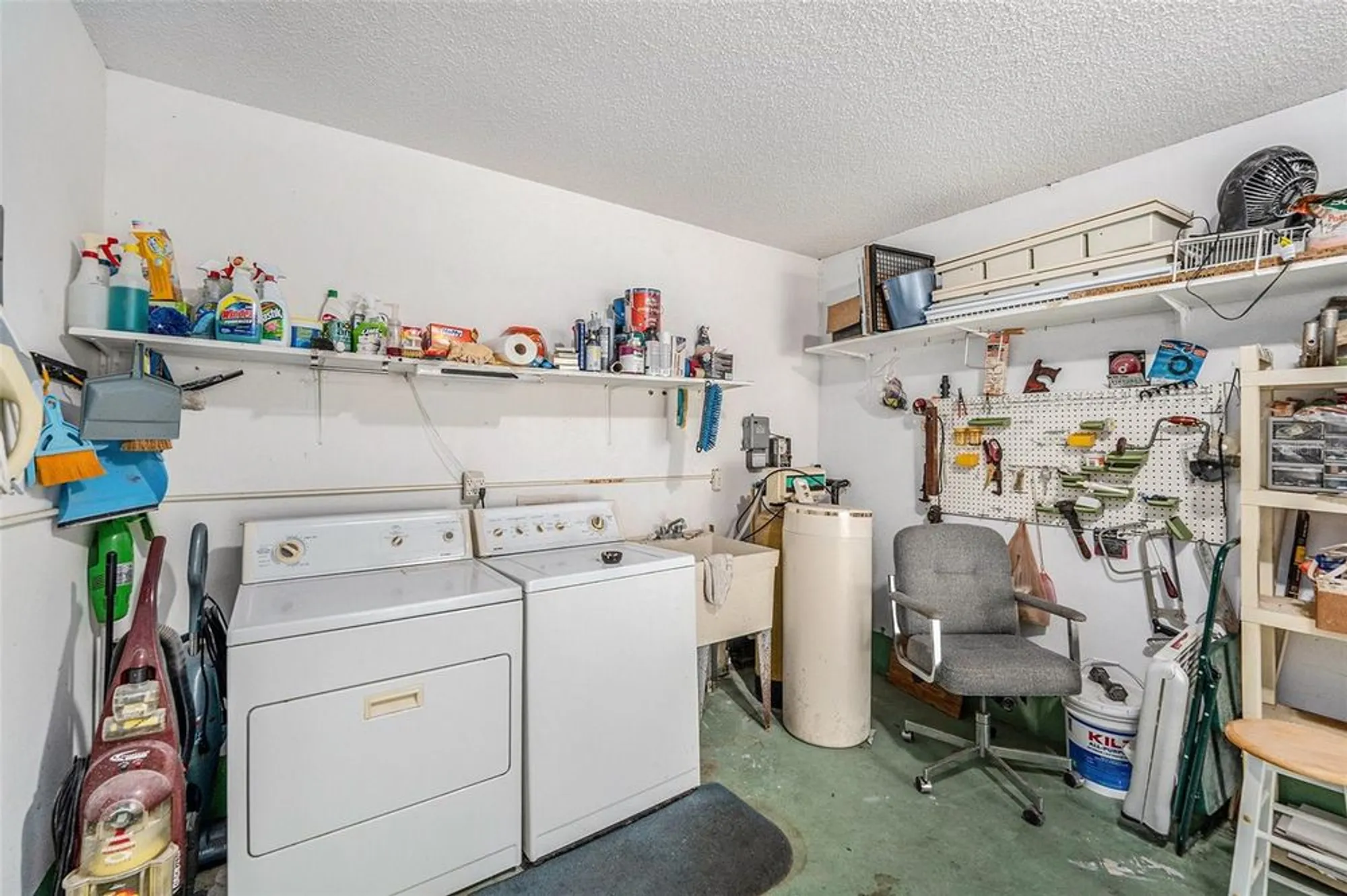 Property Slideshow image 30 of 41 | 2770 keats ter c, Palm Harbor, FL, 34684