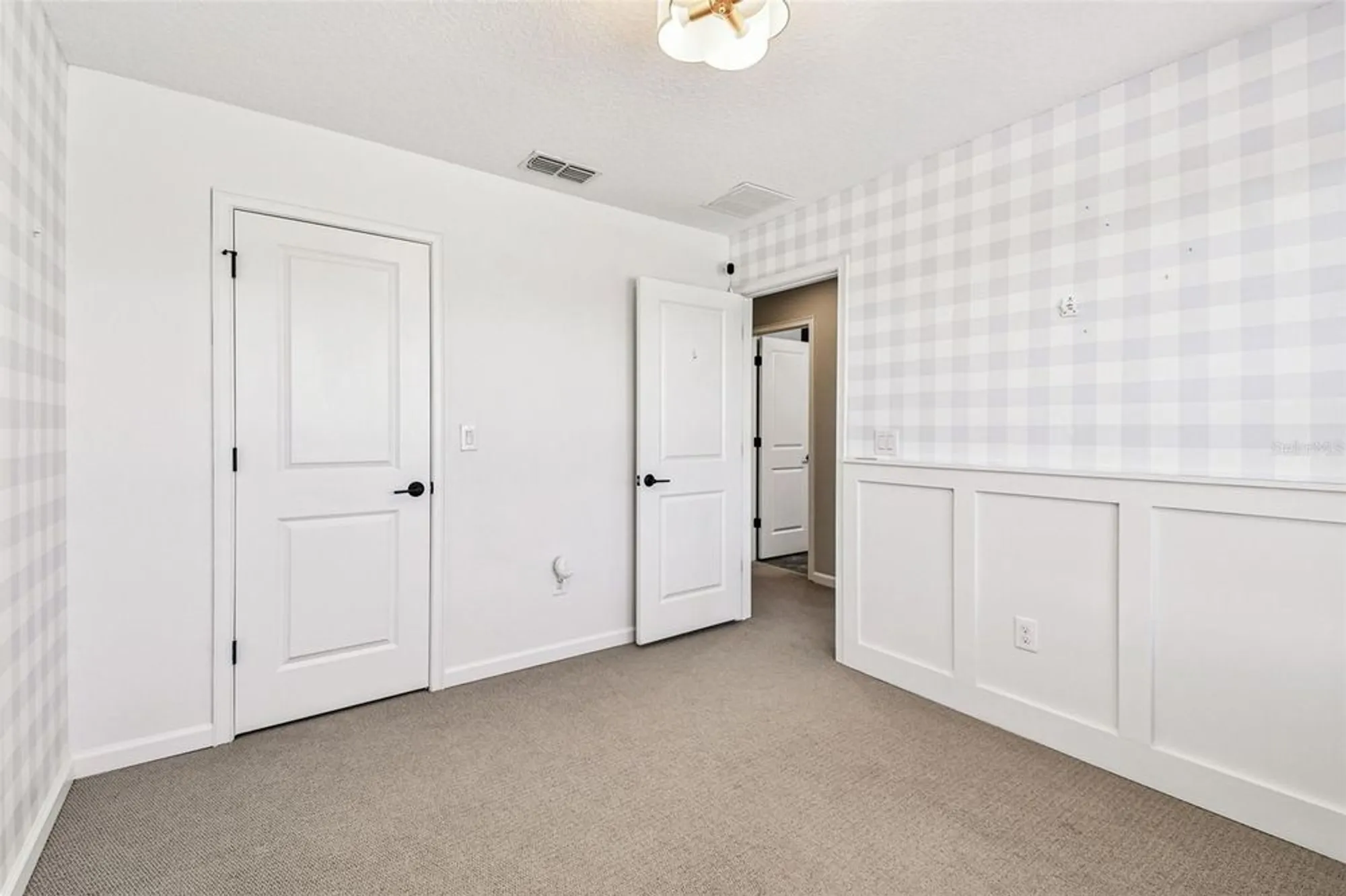 Property Slideshow image 71 of 96 | 5212 blossom cv, Bradenton, FL, 34211