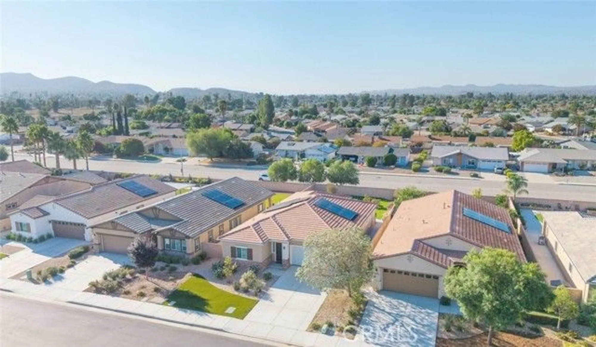 Property Slideshow image 29 of 39 | 26363 desert rose ln, Menifee, CA, 92586