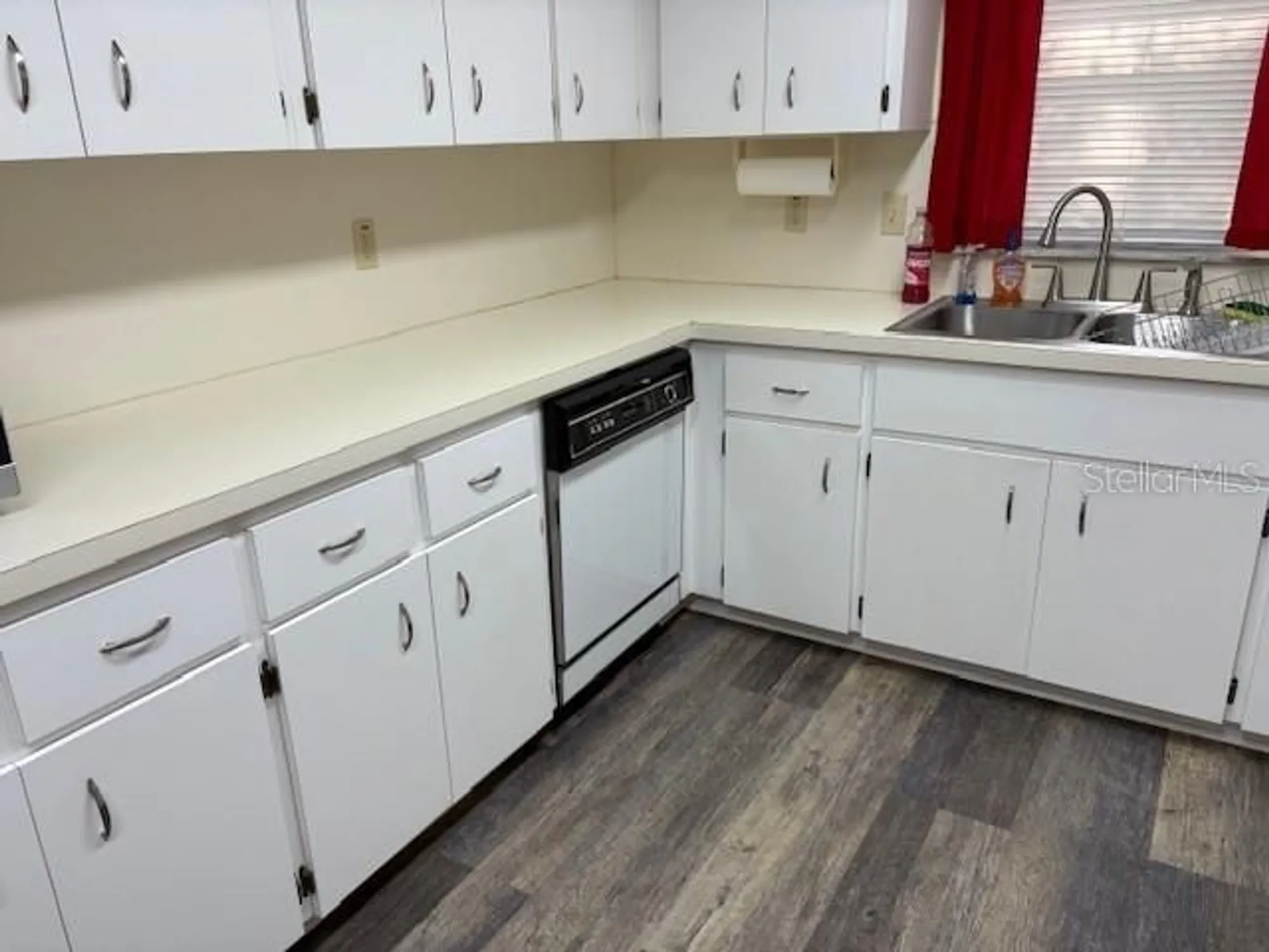 Property Slideshow image 8 of 40 | 8575 sw 90th ln b, Ocala, FL, 34481