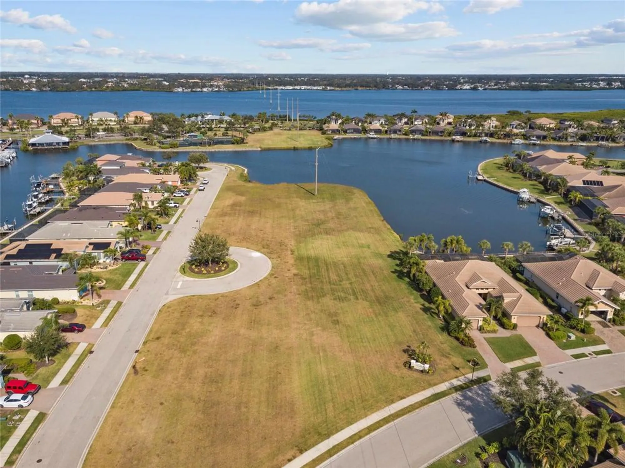 Property Slideshow image 44 of 51 | 942 preservation st, Bradenton, FL, 34208