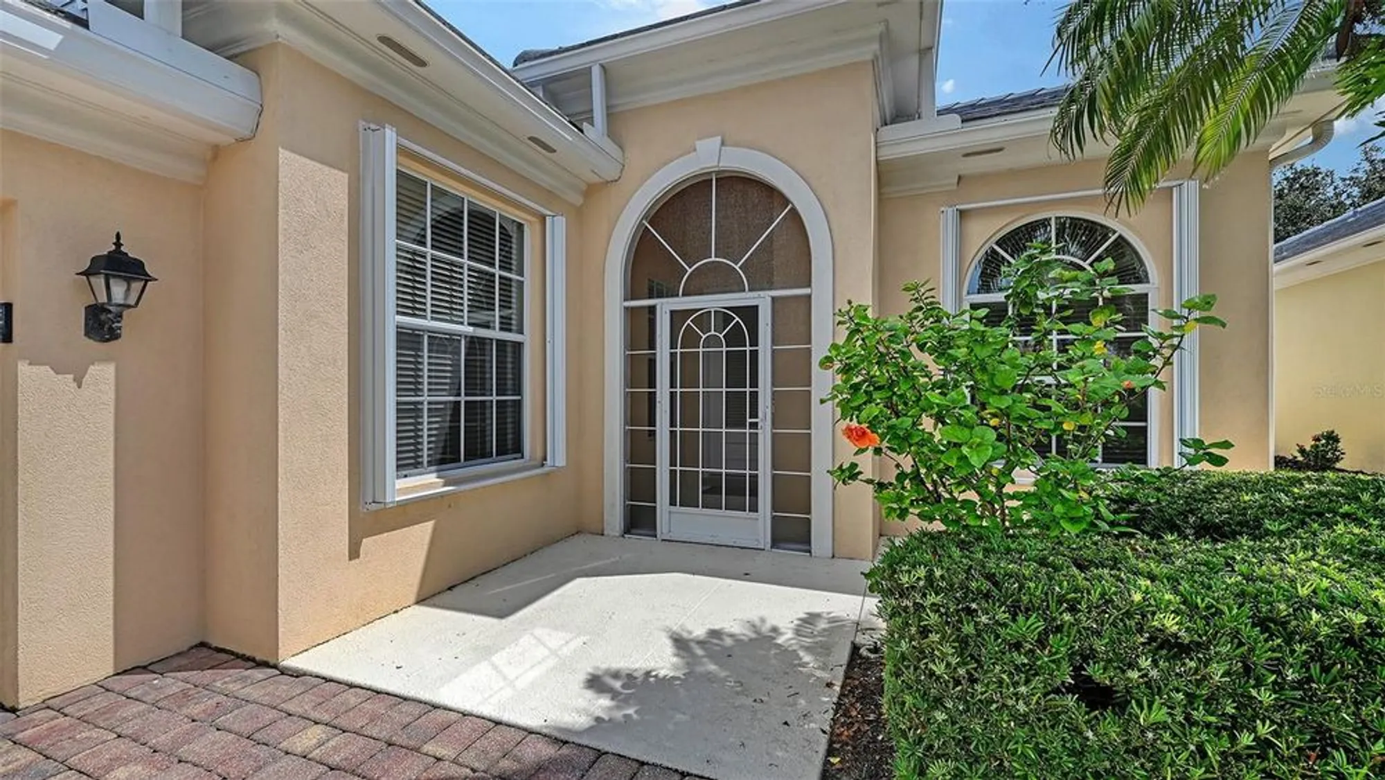 Property Slideshow image 17 of 100 | 5679 ferrara dr, Sarasota, FL, 34238