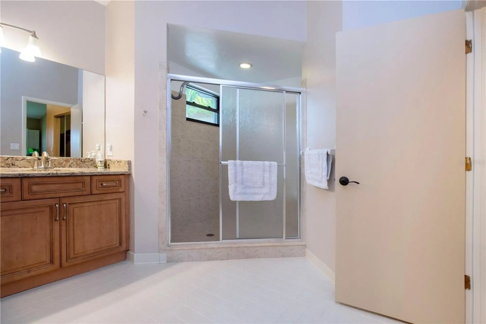Property Slideshow image 21 of 39 | 5273 heron way # 202, Sarasota, FL, 34231