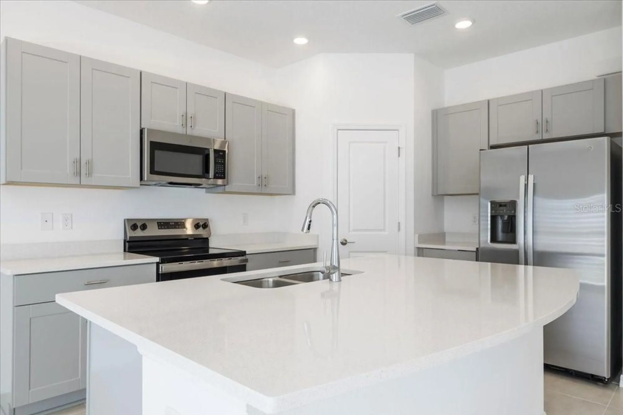 Property Slideshow image 17 of 55 | 16632 bergamo pl, Bradenton, FL, 34211