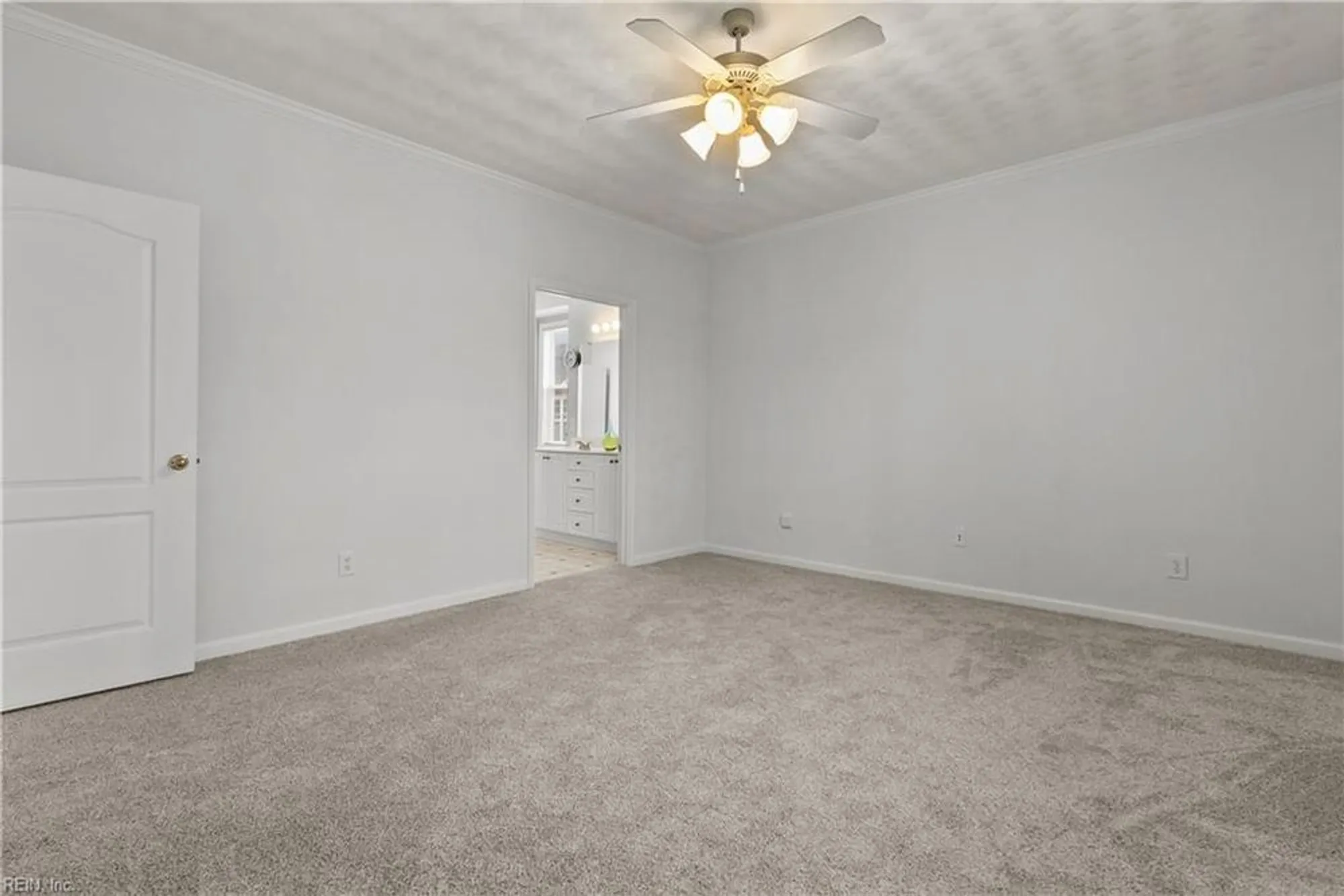 Property Slideshow image 15 of 41 | 3532 winding trail cir, Virginia Beach, VA, 23456