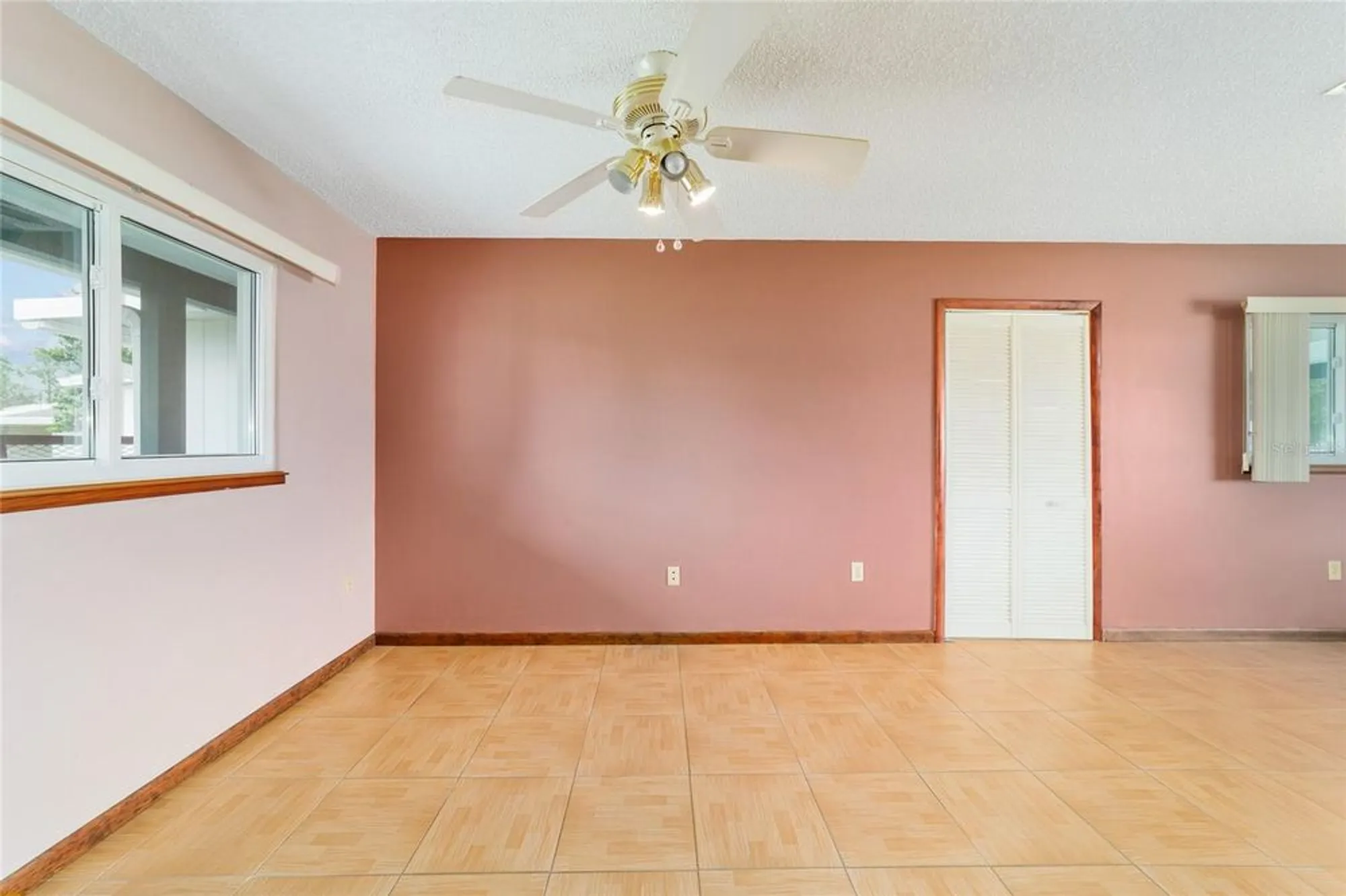 Property Slideshow image 19 of 62 | 9841 sw 102nd pl, Ocala, FL, 34481