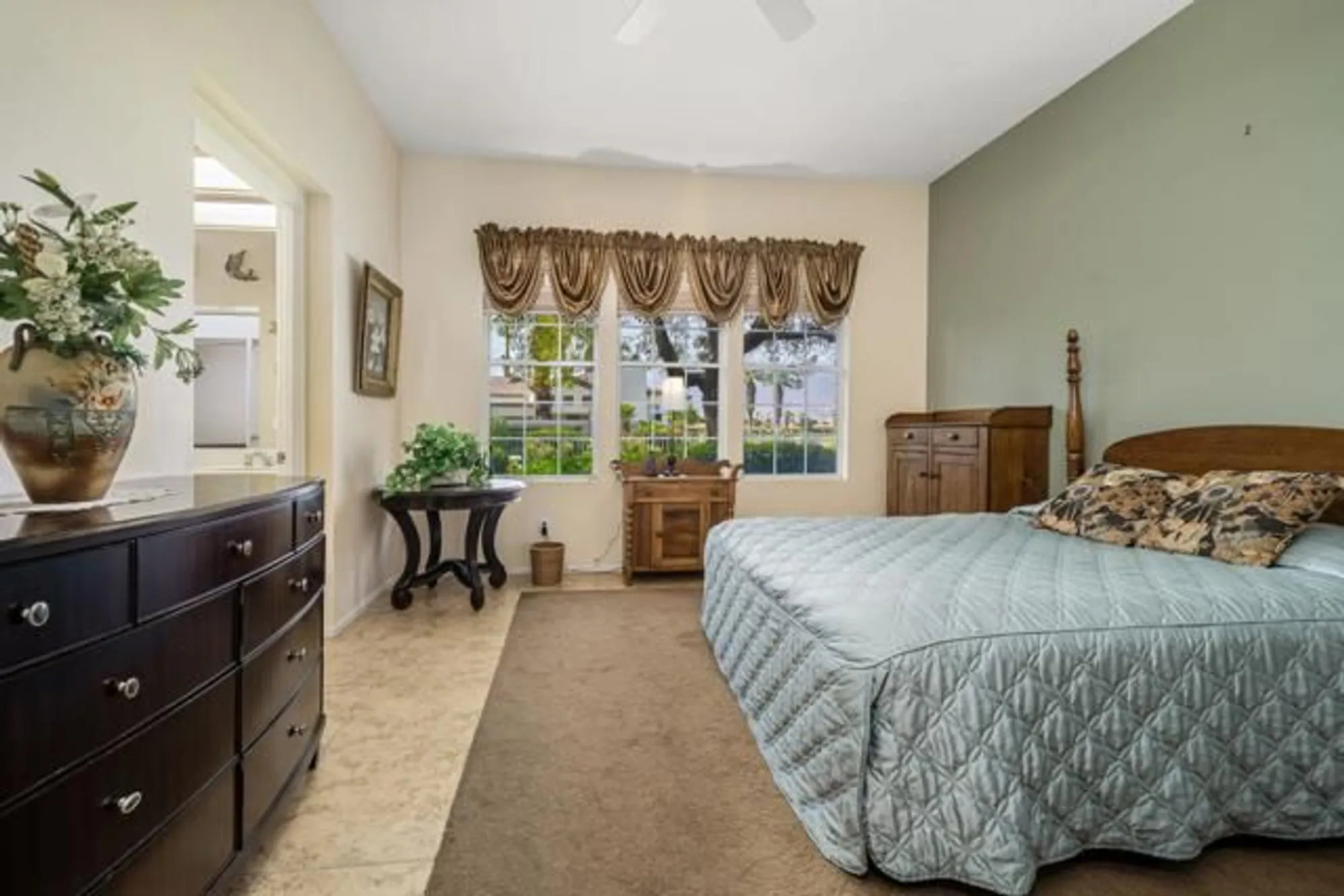 Property Slideshow image 36 of 43 | 55199 laurel vly, La Quinta, CA, 92253