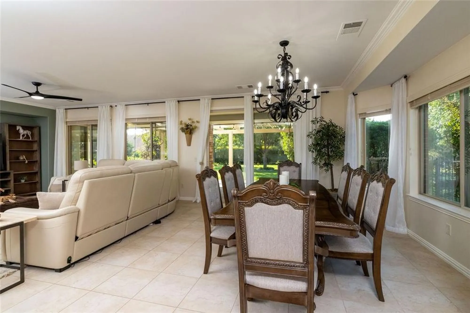 Property Slideshow image 18 of 40 | 9004 freeport dr, Denton, TX, 76207