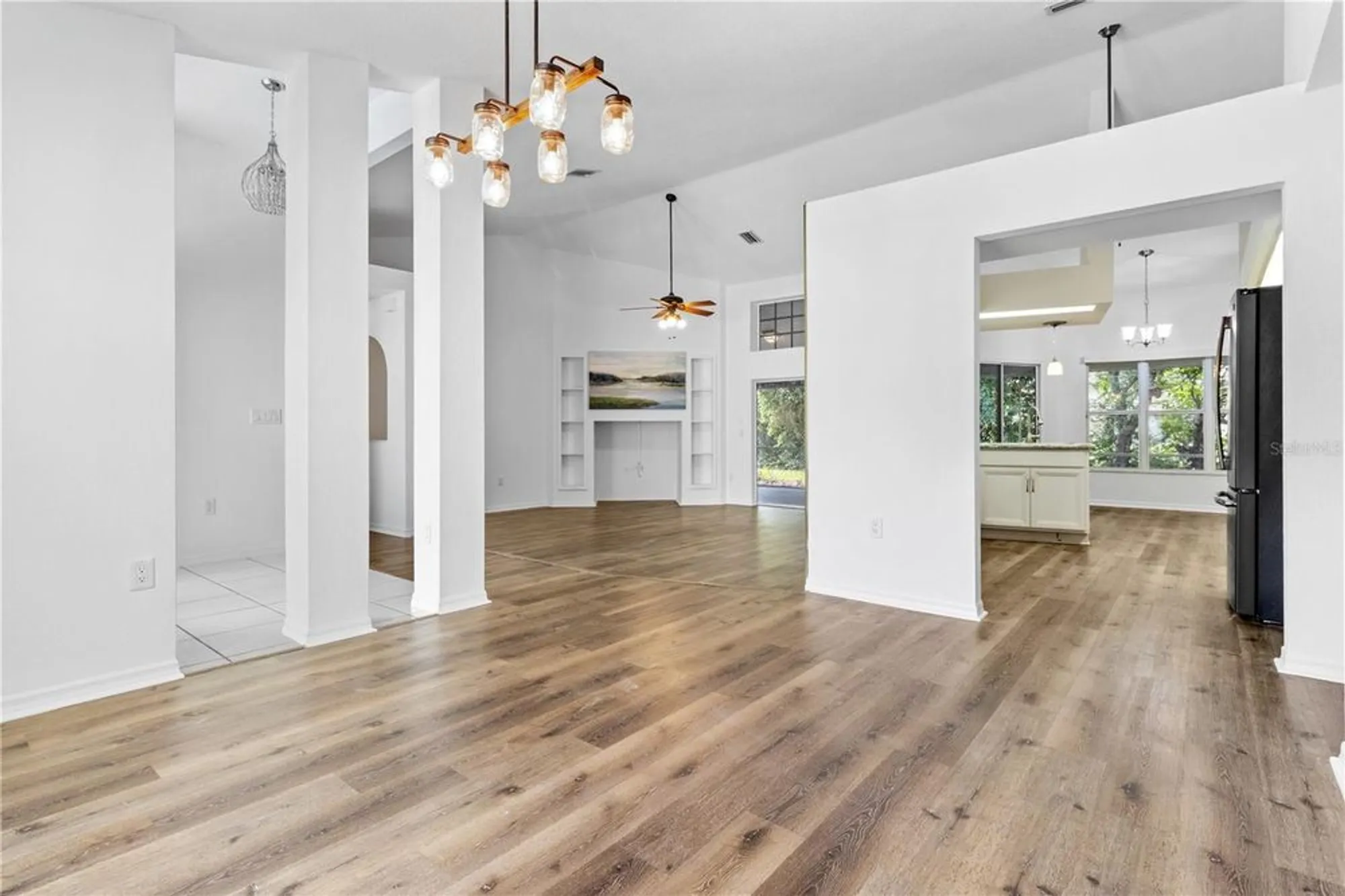 Property Slideshow image 7 of 57 | 9400 merriweather dr, Weeki Wachee, FL, 34613